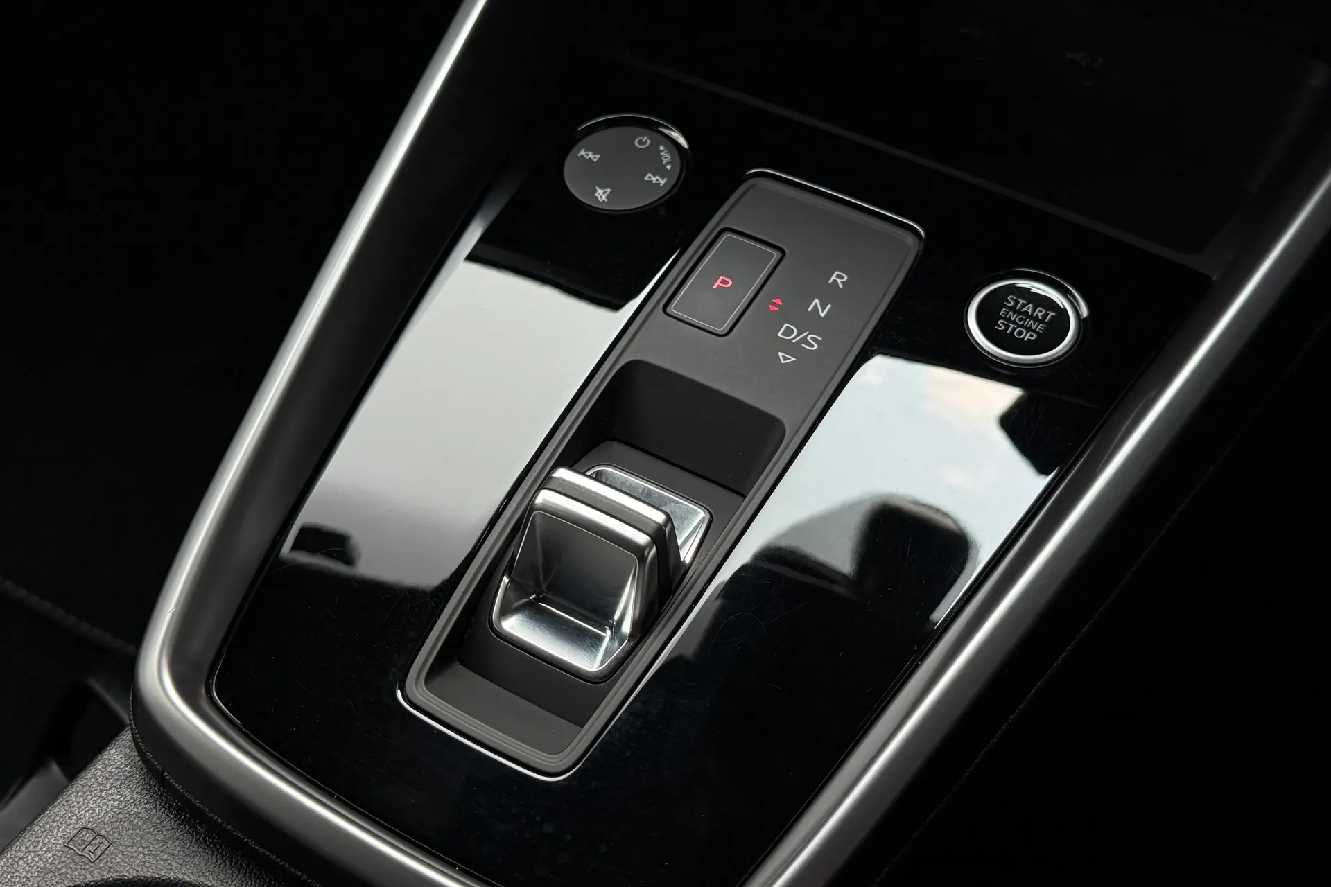 Audi A3 thumbnail image number 23