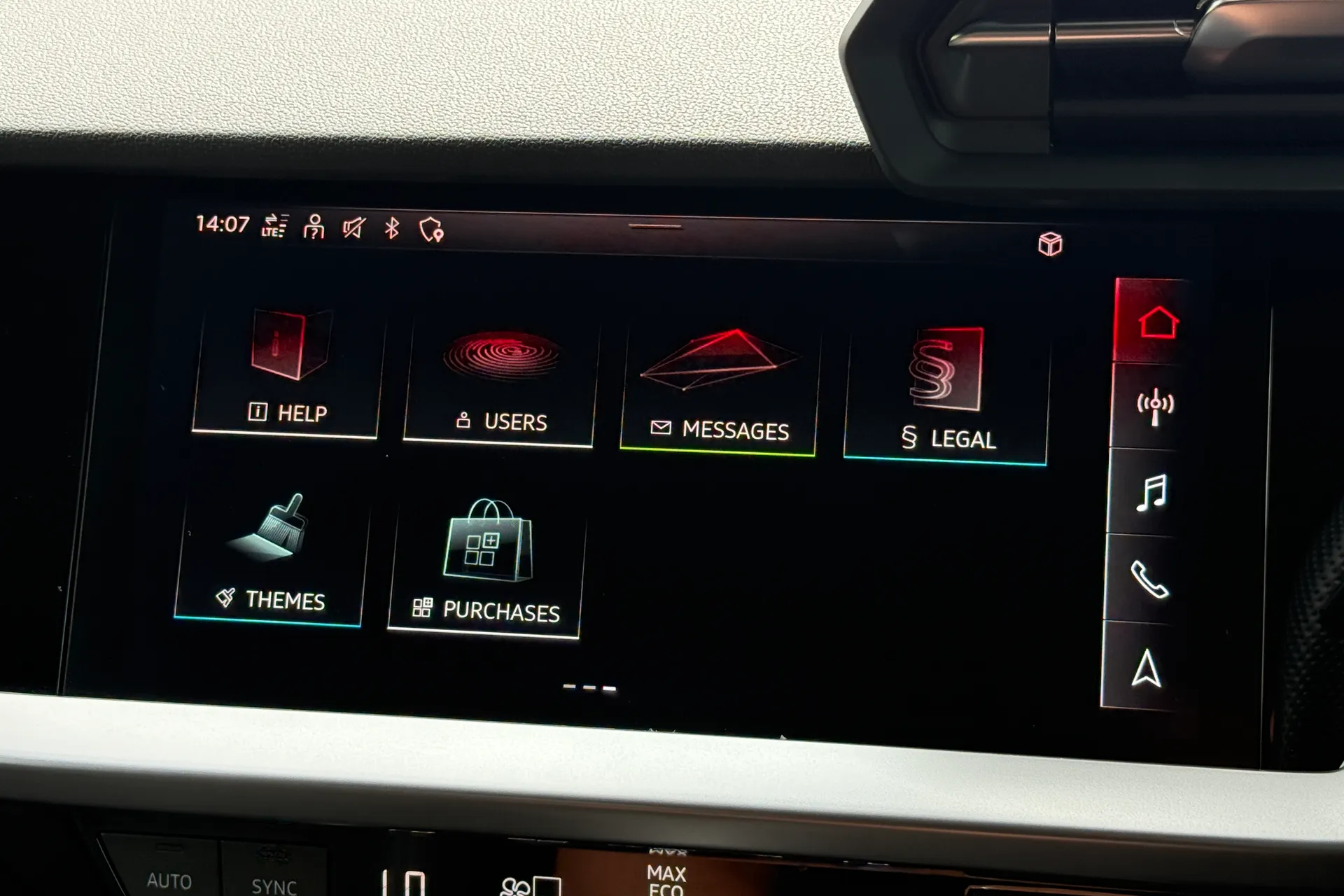 Audi A3 thumbnail image number 15