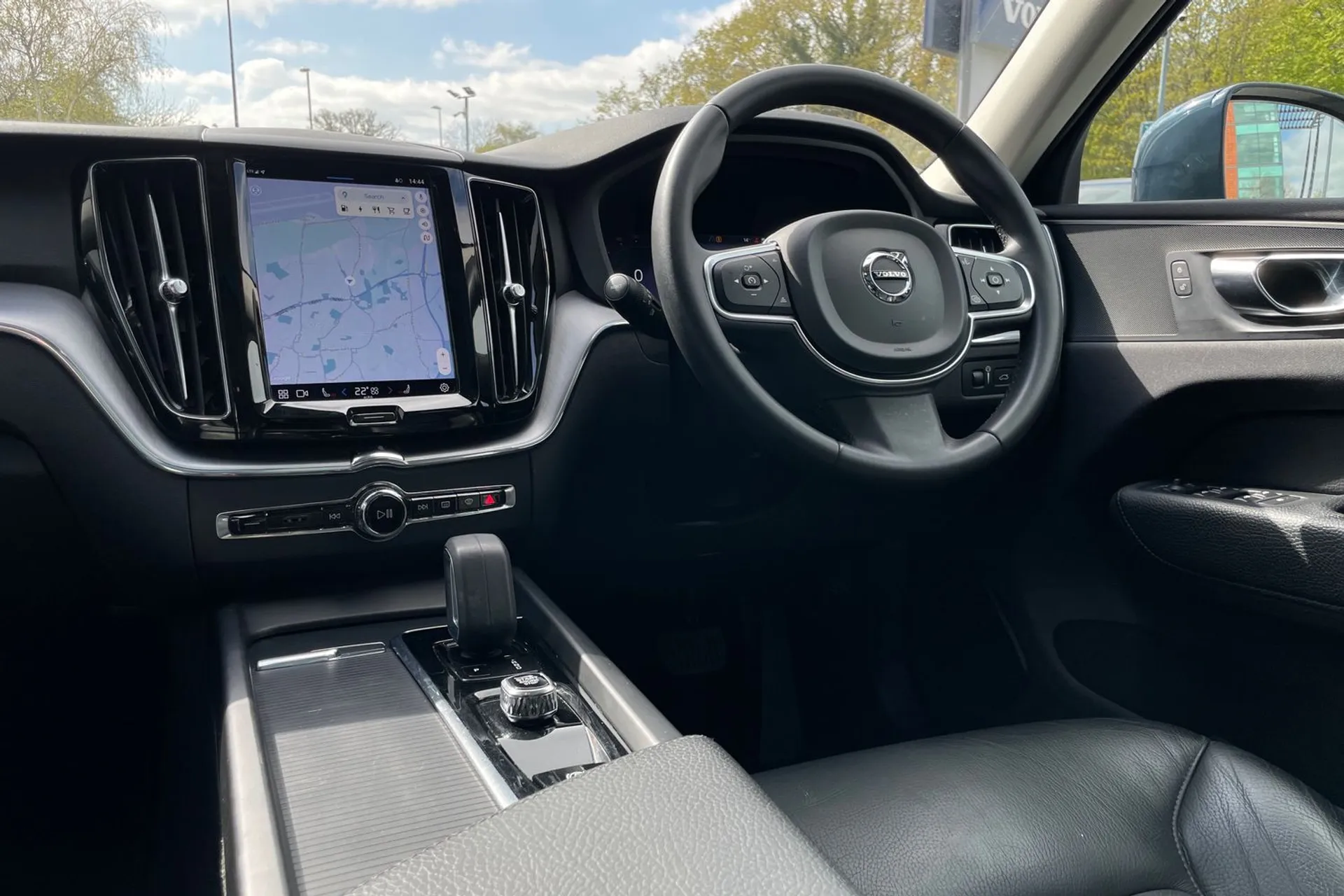 Volvo XC60 thumbnail image number 34