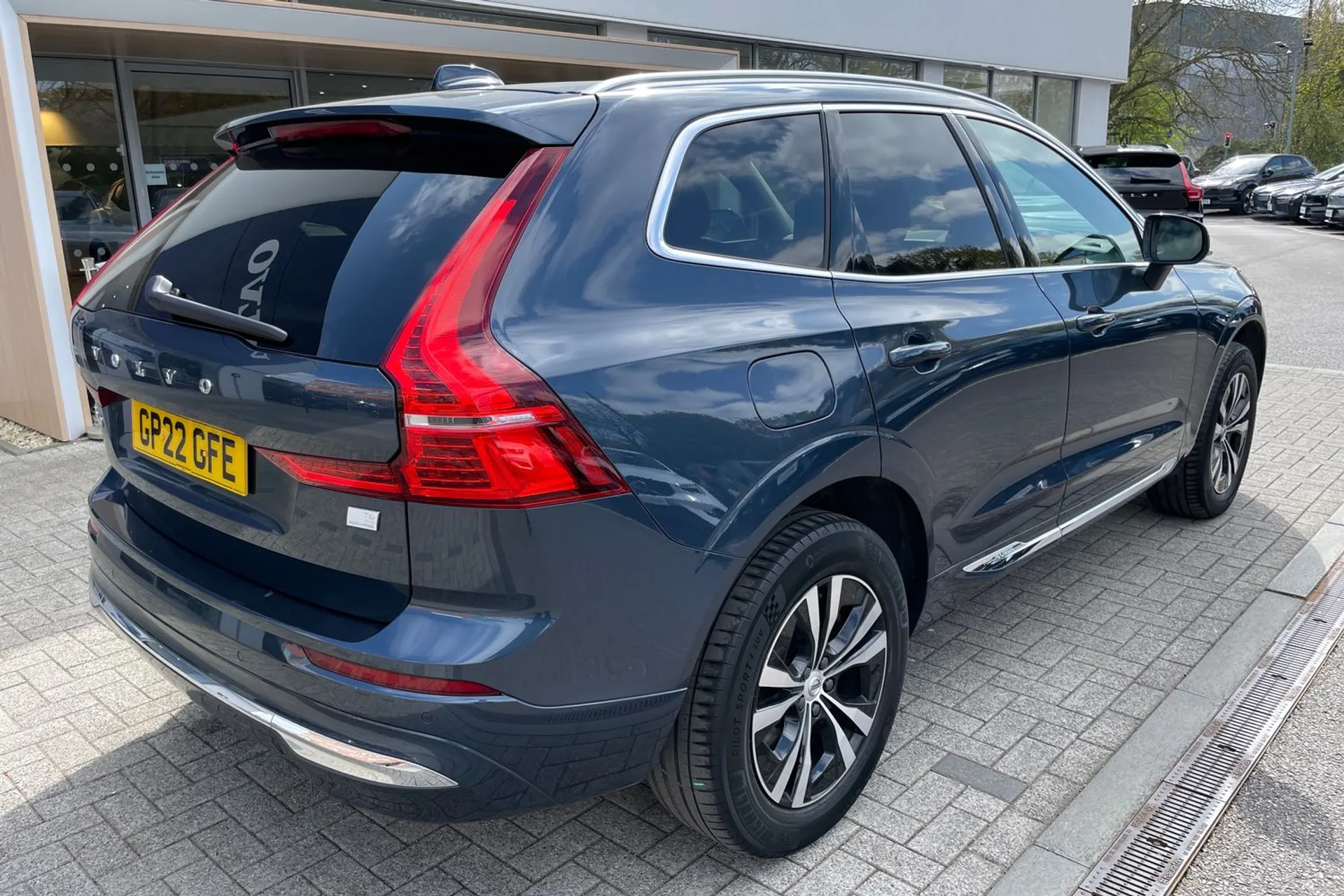 Volvo XC60 thumbnail image number 7