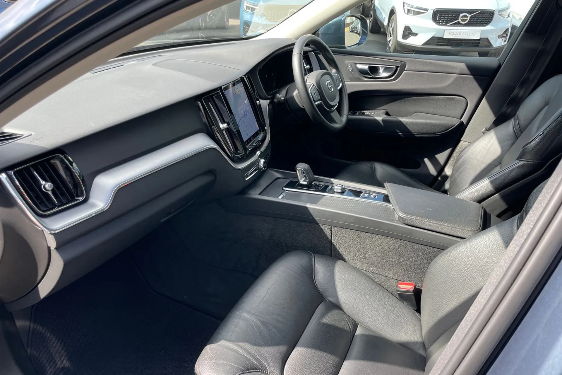 Volvo XC60 thumbnail image number 26
