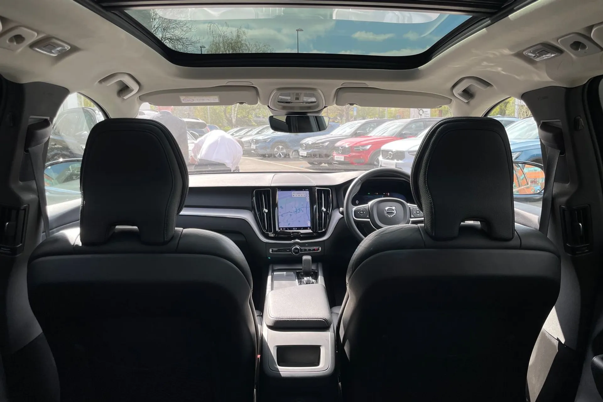 Volvo XC60 thumbnail image number 21