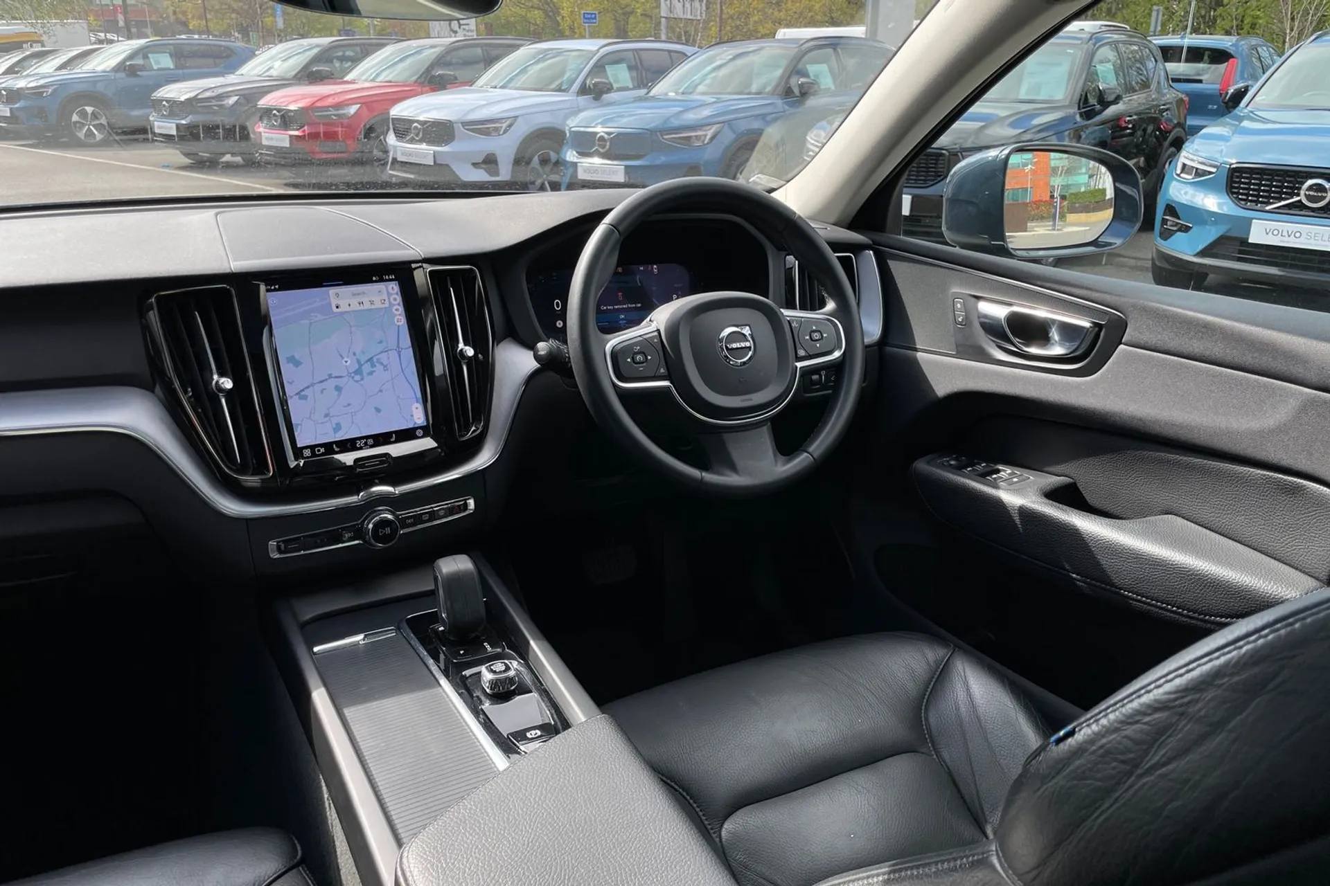 Volvo XC60 thumbnail image number 32