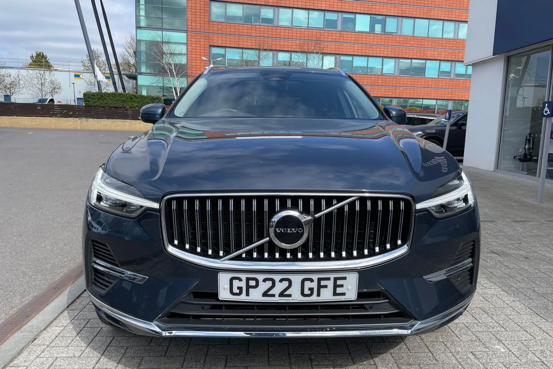 Volvo XC60 thumbnail image number 12