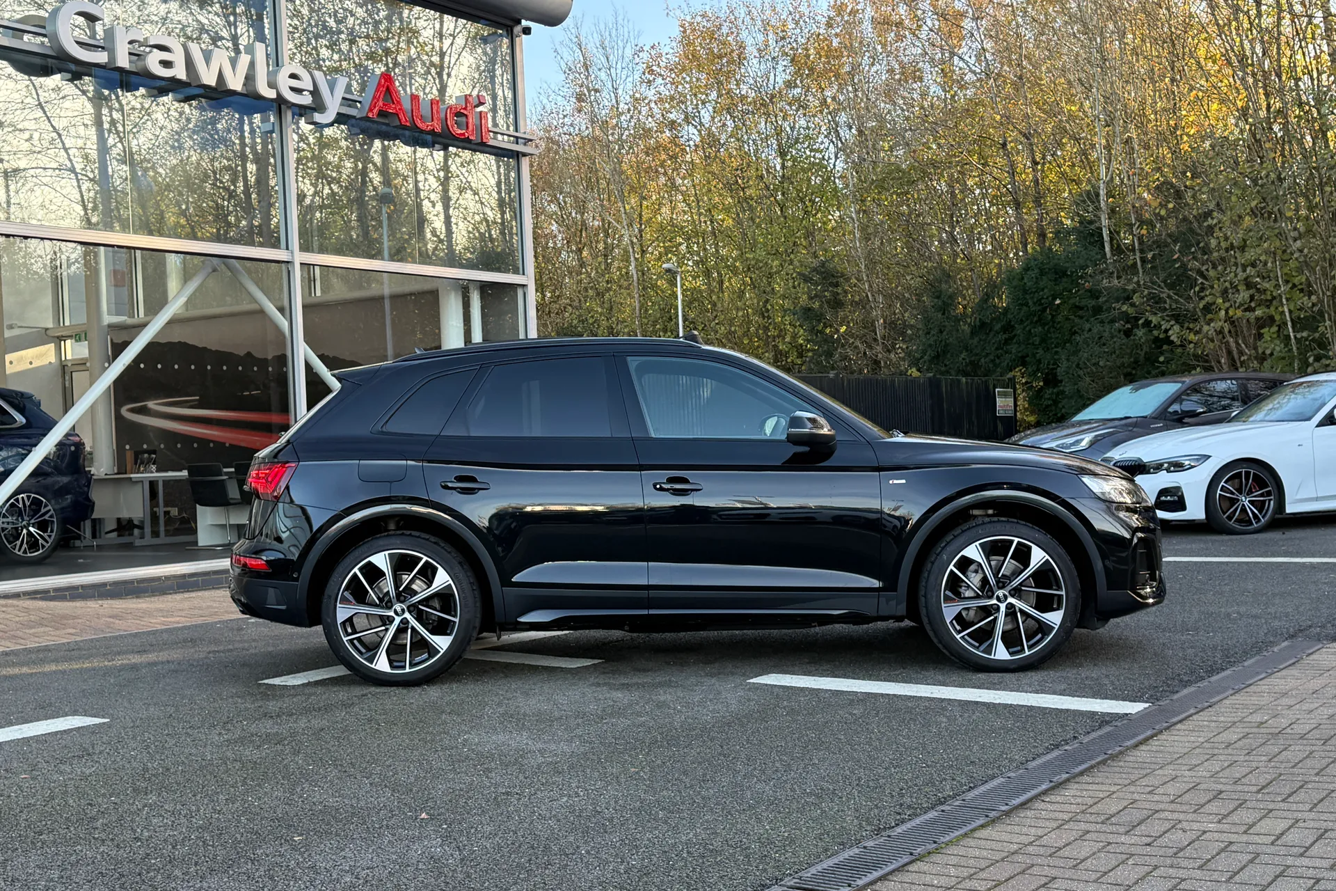 Audi Q5 thumbnail image number 2