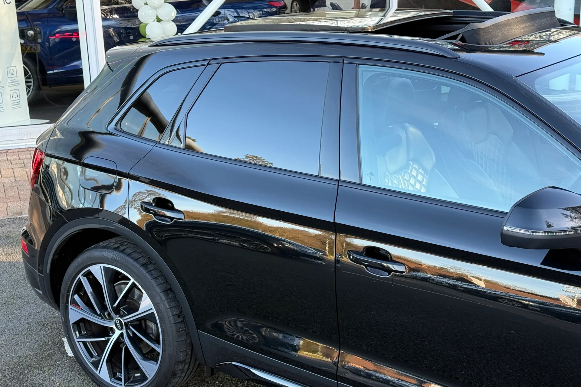 Audi Q5 thumbnail image number 43