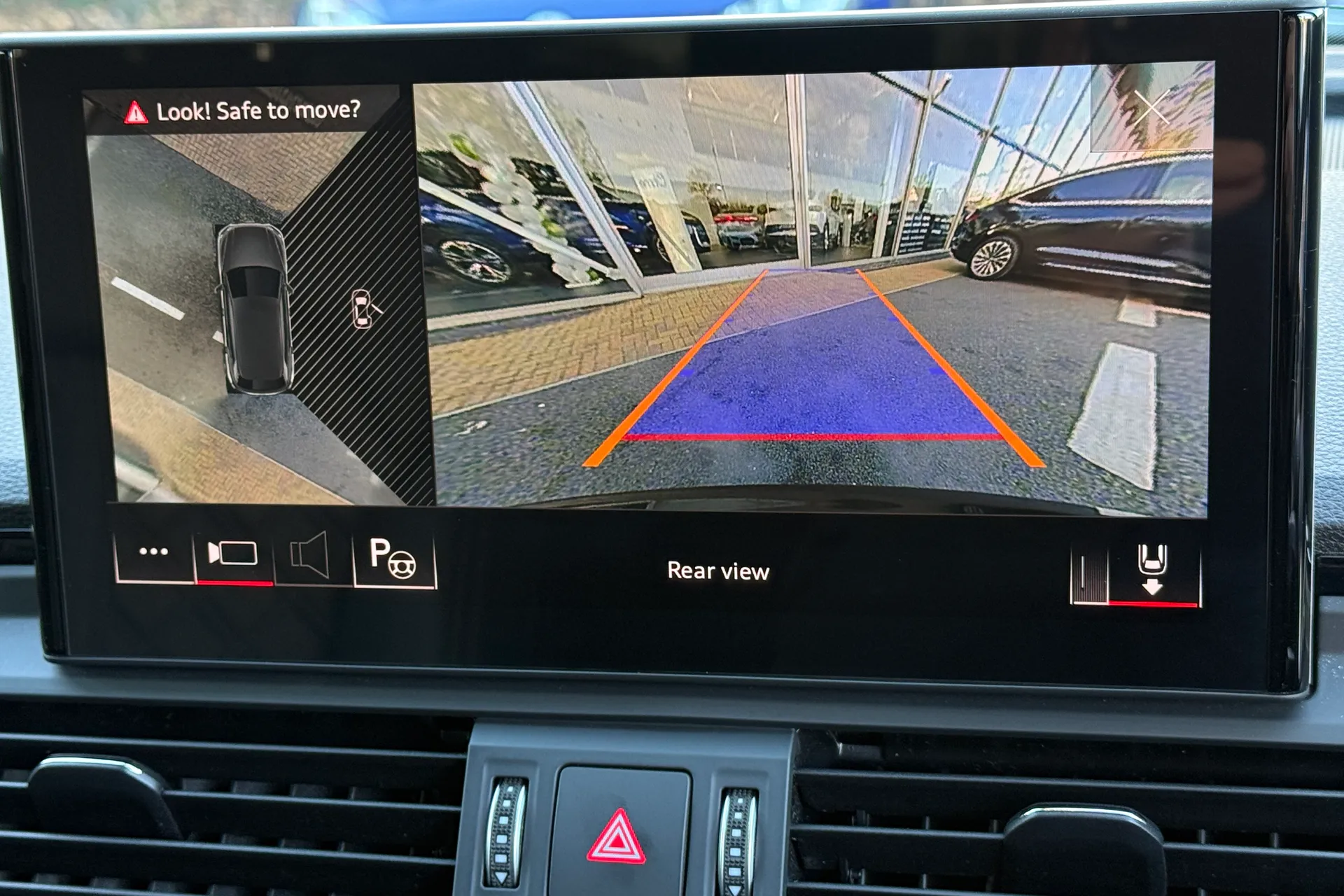 Audi Q5 thumbnail image number 7