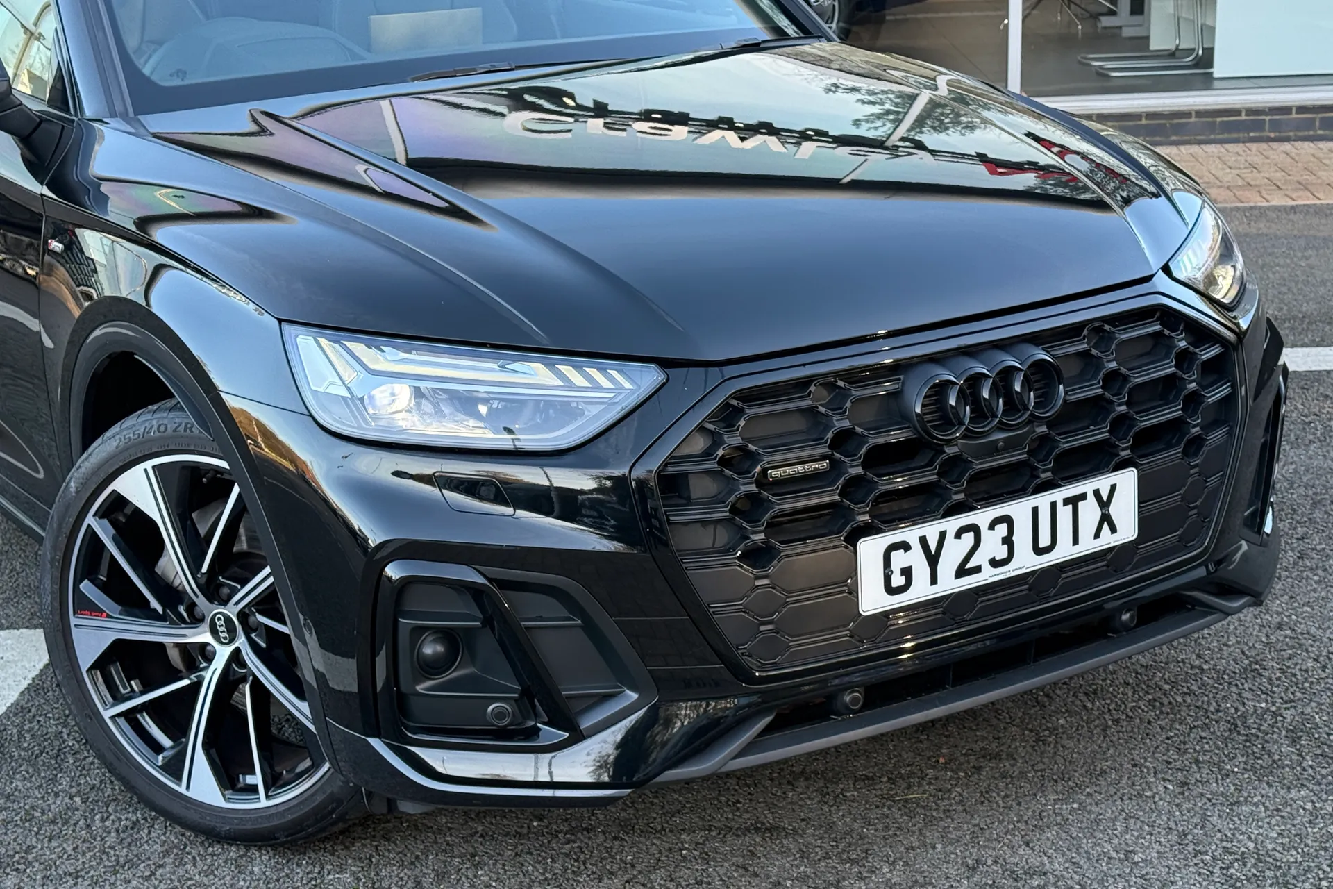 Audi Q5 thumbnail image number 24