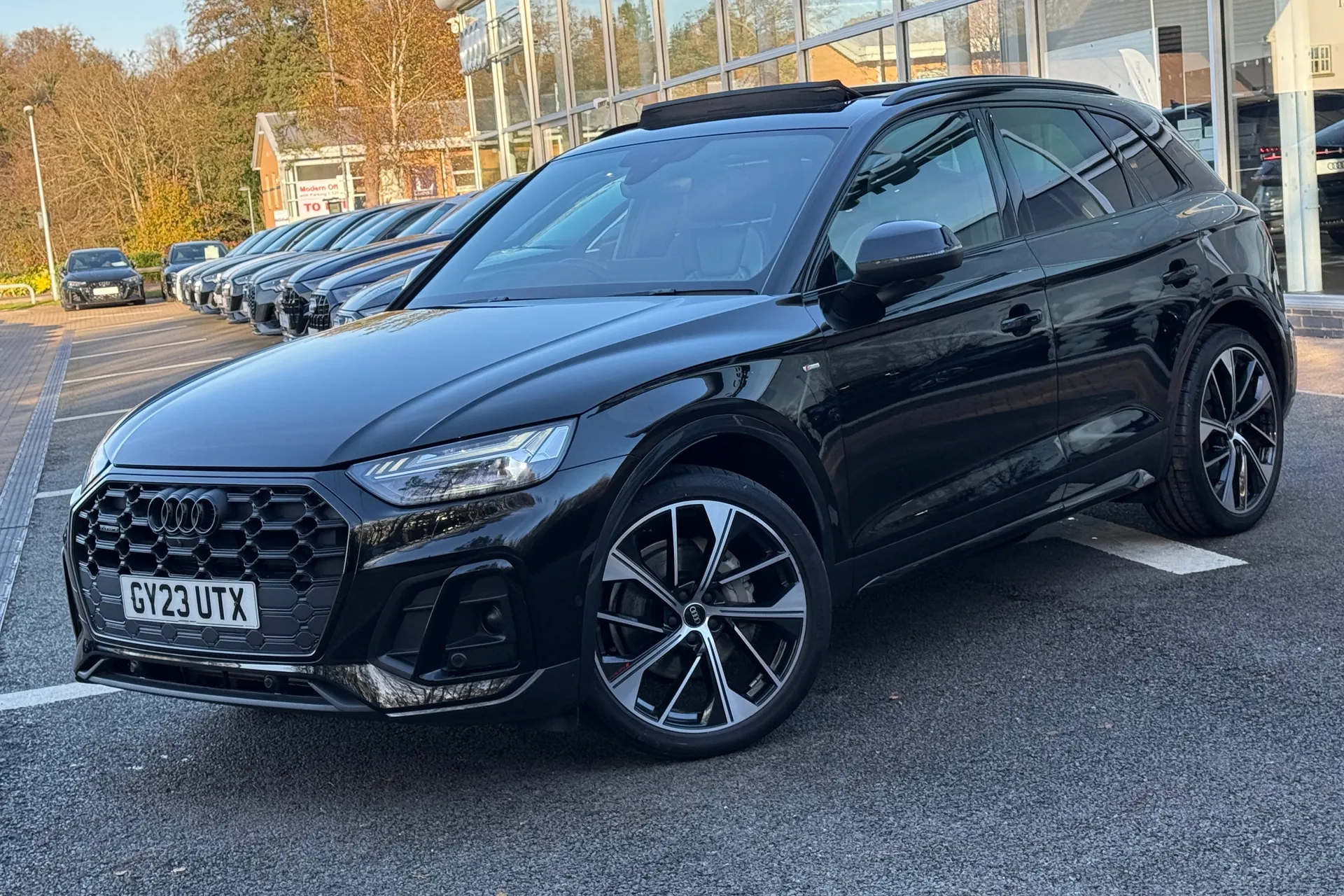 Audi Q5 thumbnail image number 16