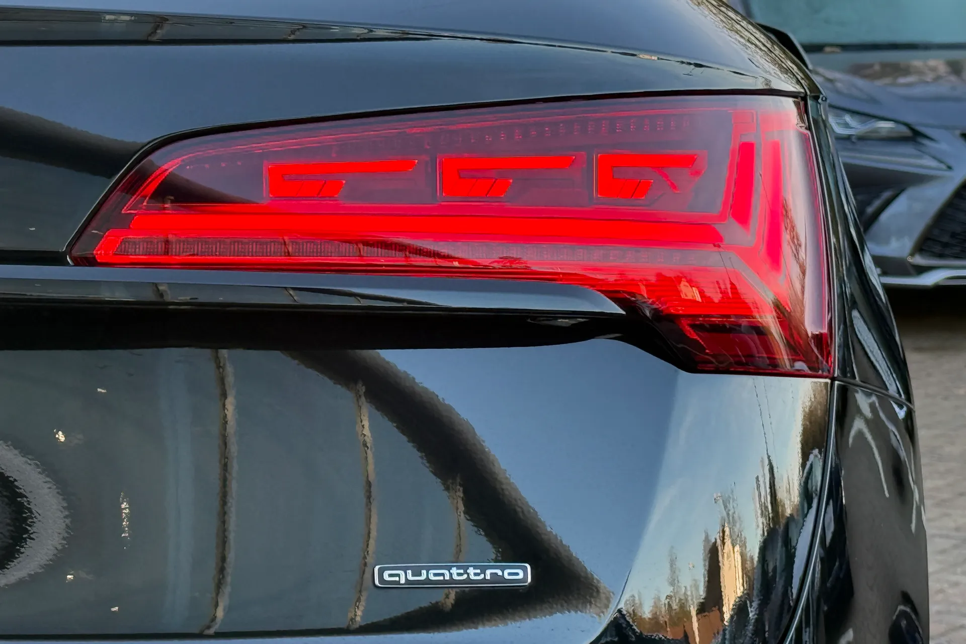 Audi Q5 thumbnail image number 33