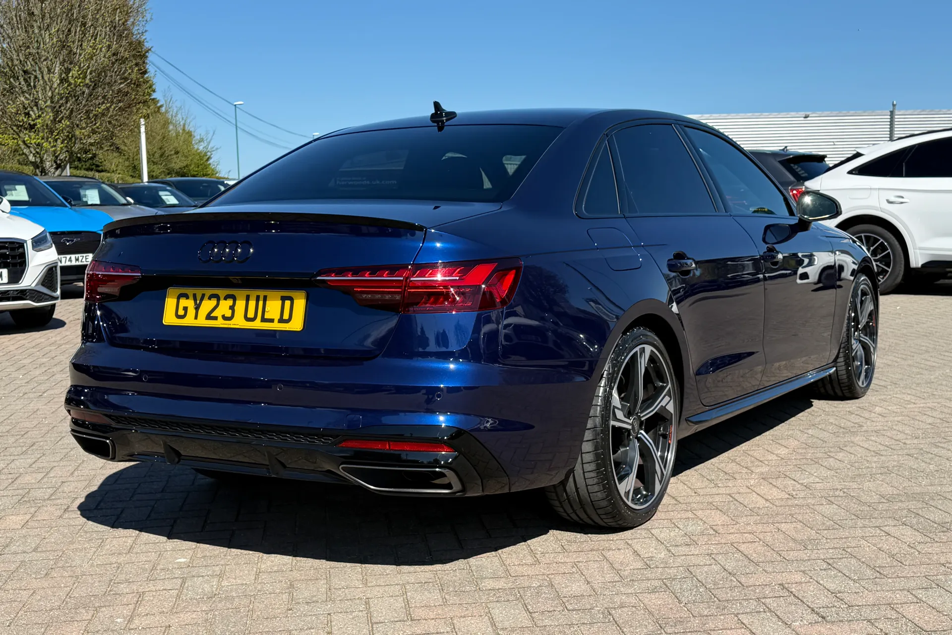Audi A4 thumbnail image number 31