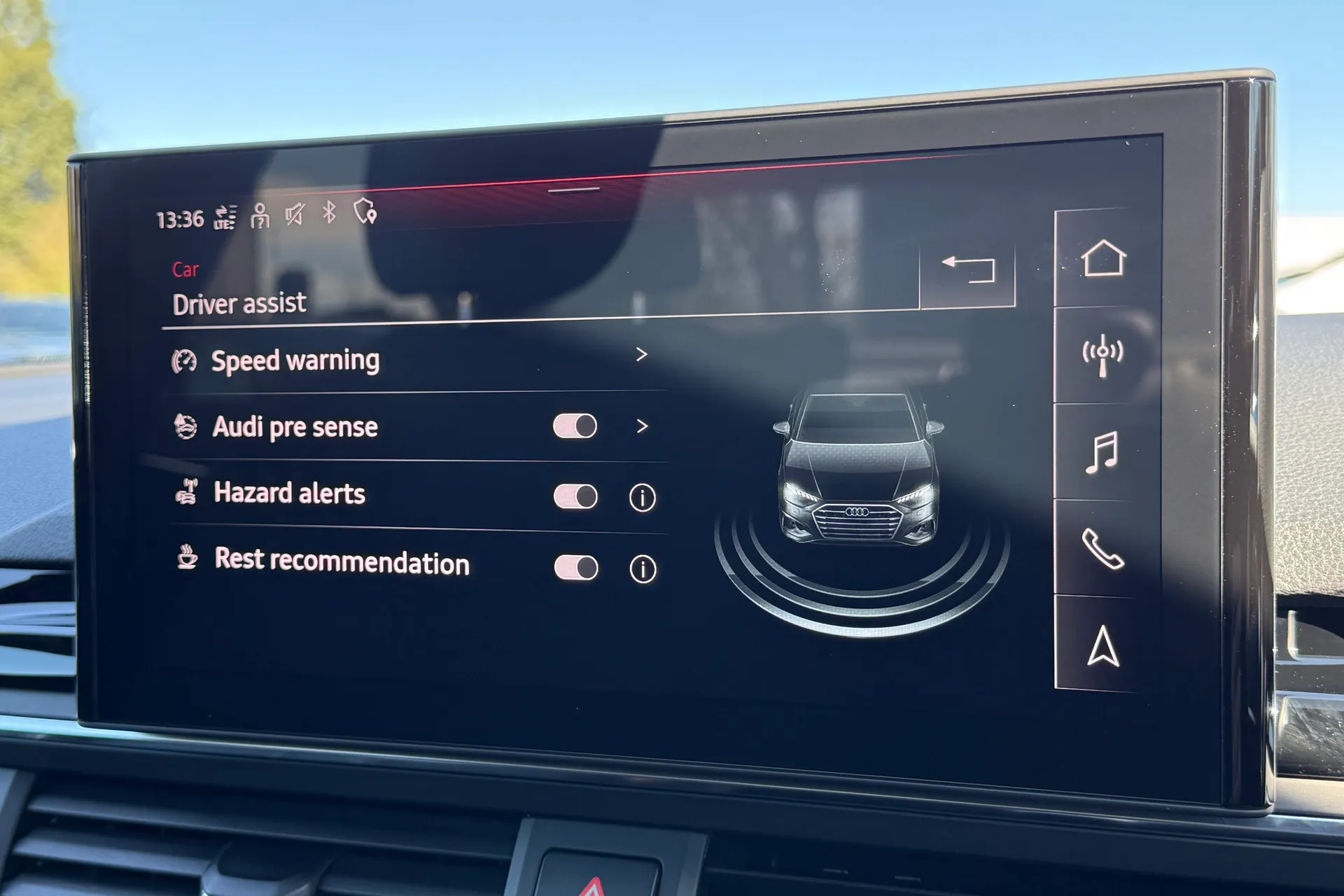 Audi A4 thumbnail image number 10