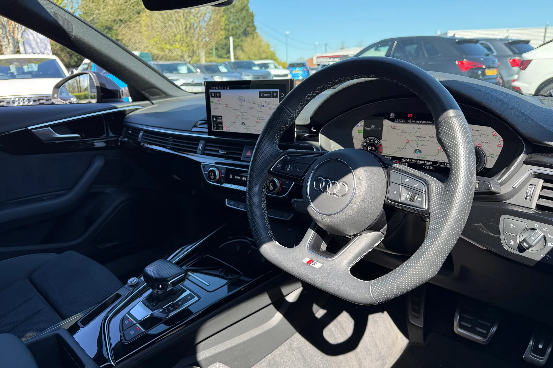Audi A4 thumbnail image number 27