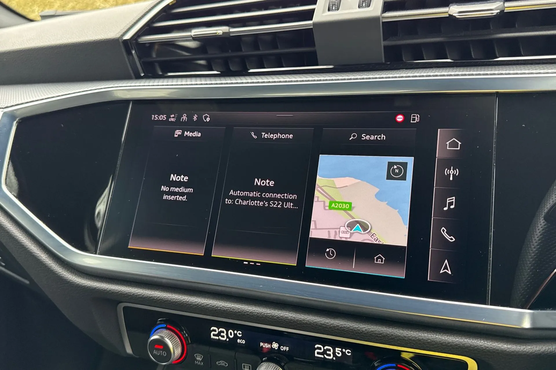 Audi Q3 thumbnail image number 8