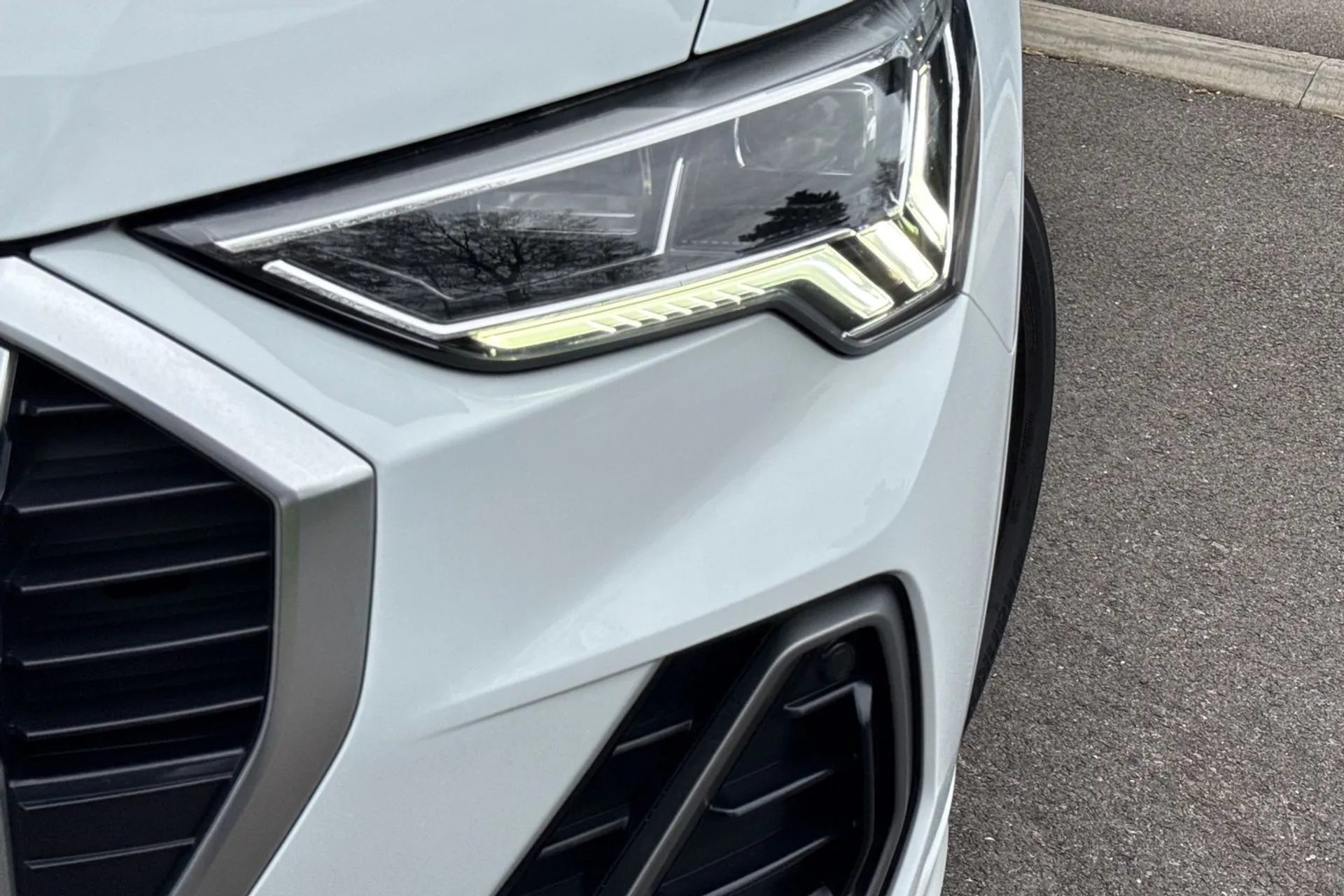 Audi Q3 thumbnail image number 37