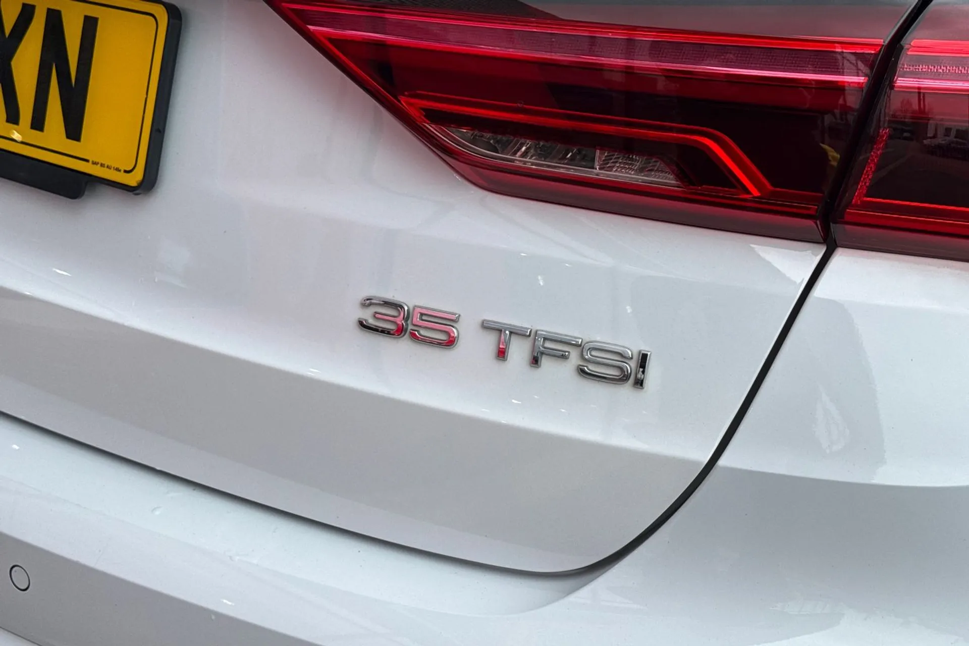 Audi Q3 thumbnail image number 31