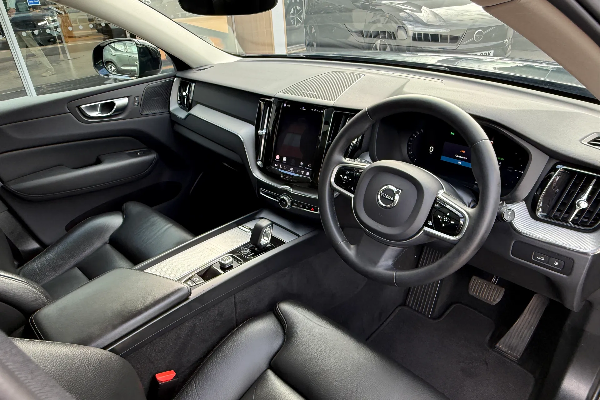 Volvo XC60 thumbnail image number 6