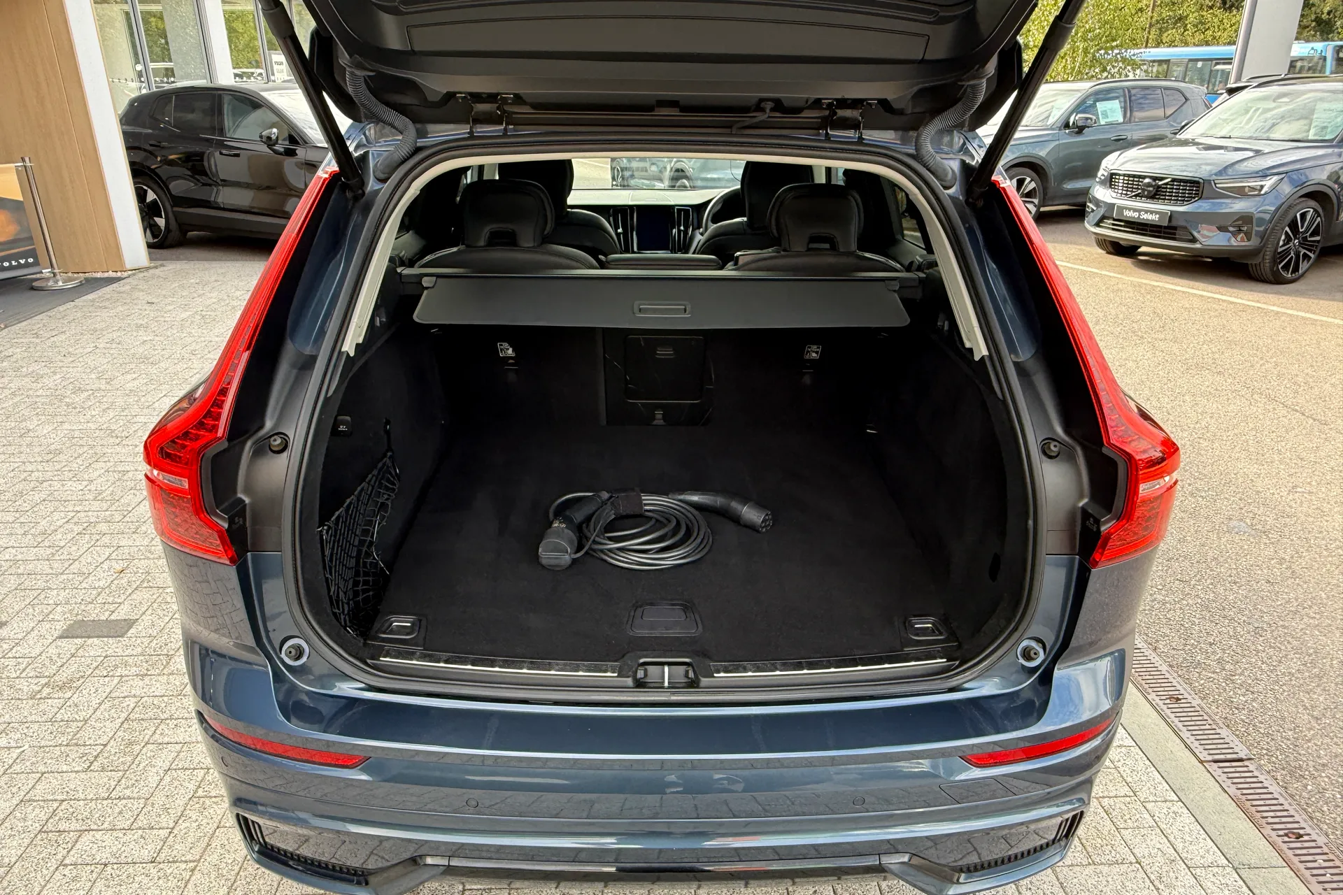 Volvo XC60 thumbnail image number 20