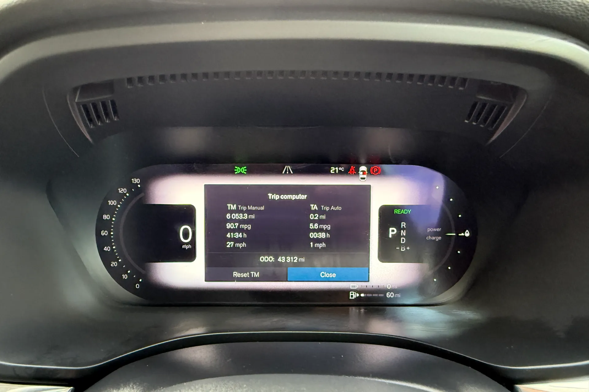 Volvo XC60 thumbnail image number 40