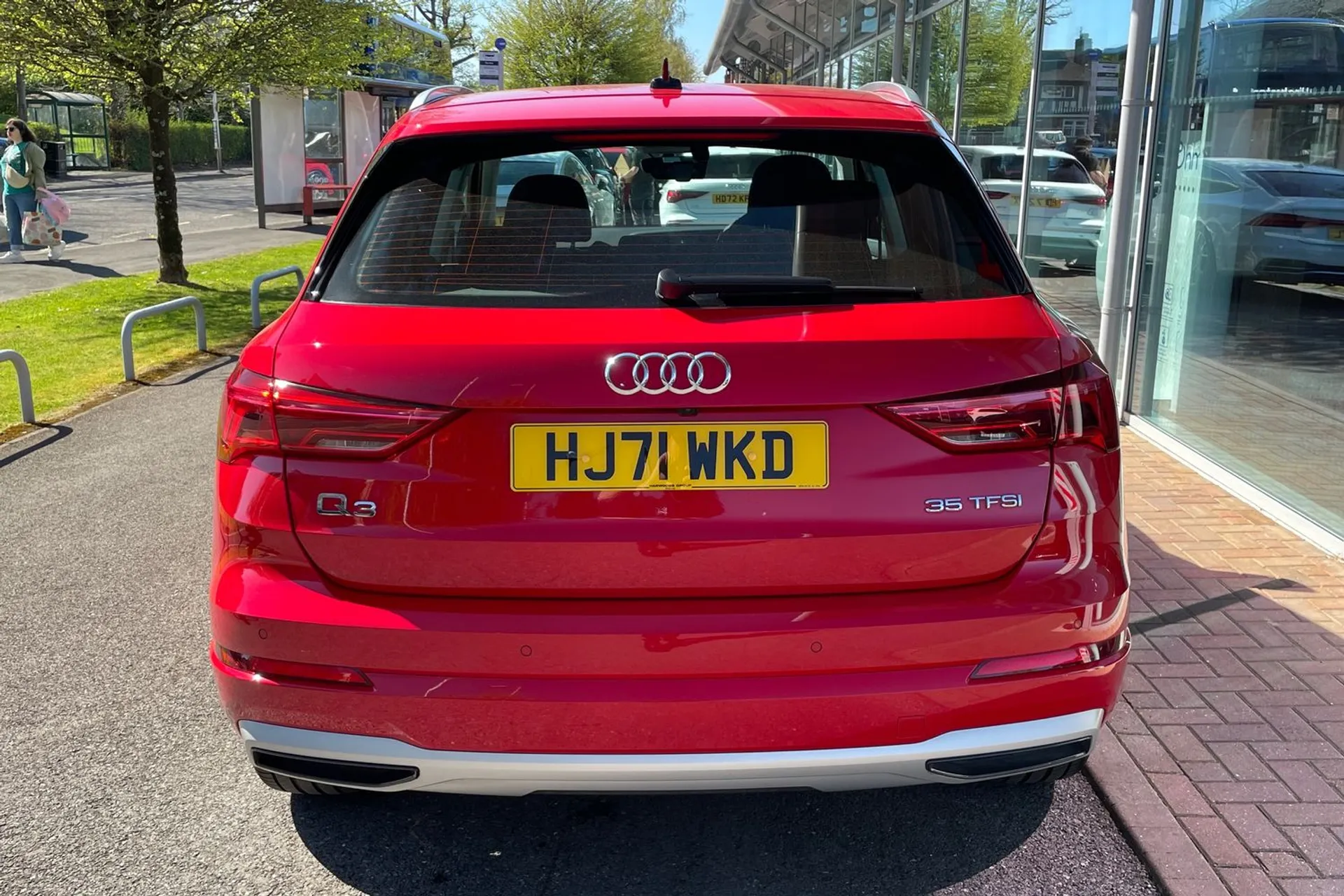 Audi Q3 thumbnail image number 6