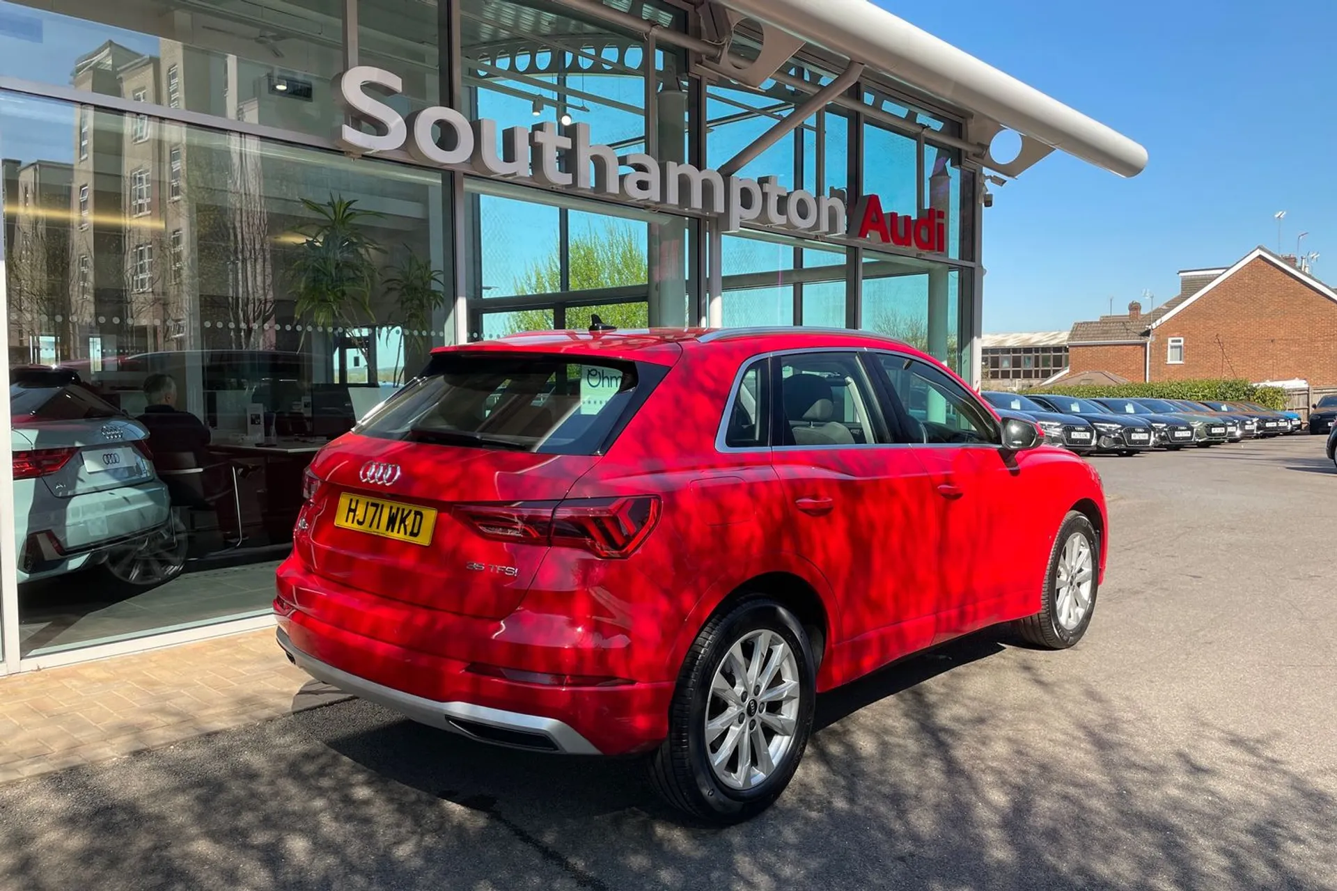 Audi Q3 thumbnail image number 5