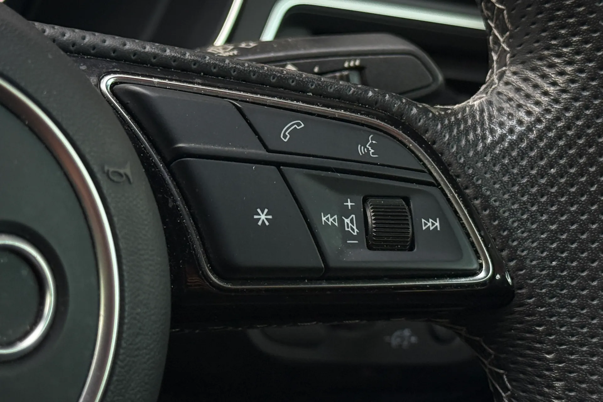 Audi A5 thumbnail image number 10