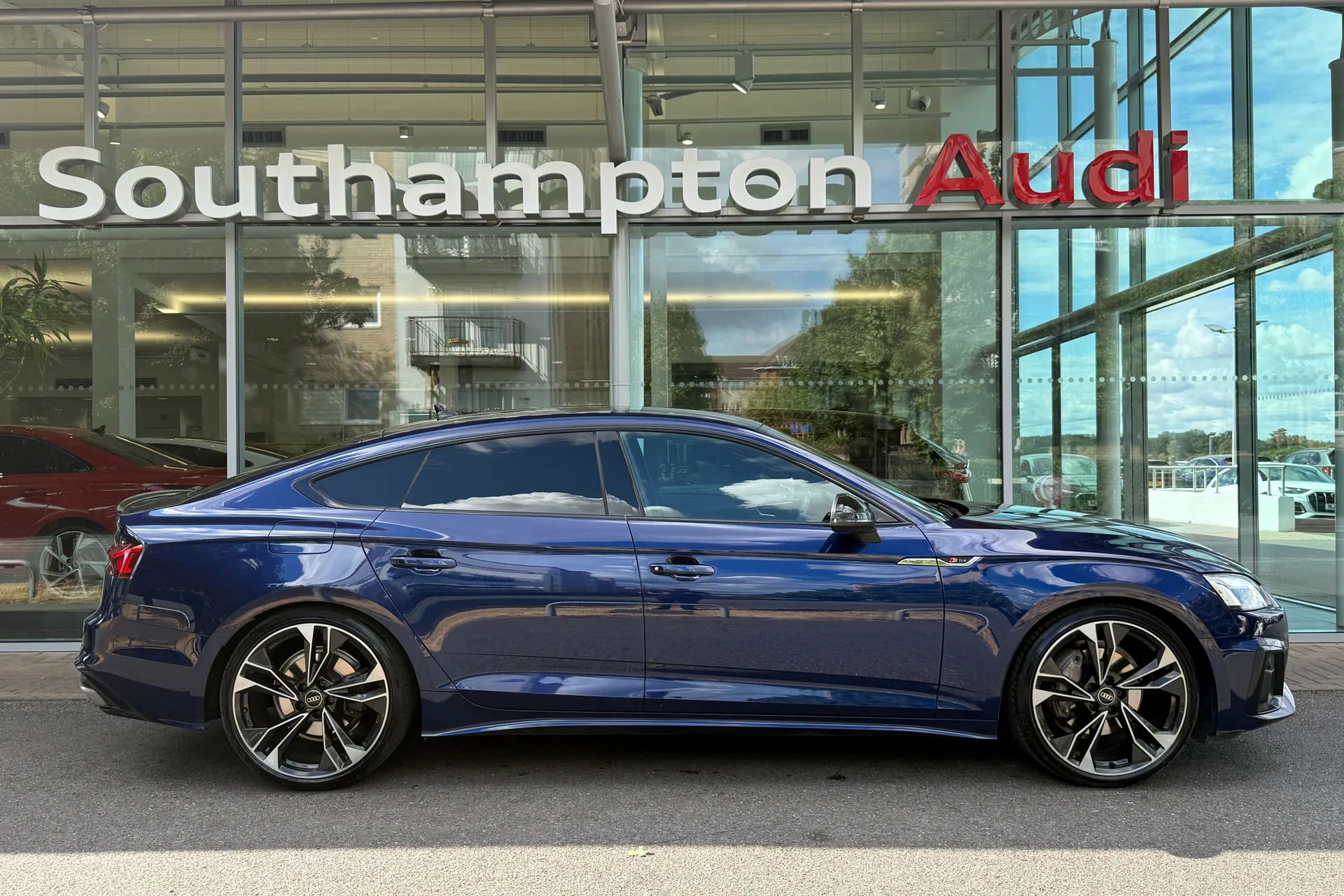 Audi A5 thumbnail image number 4