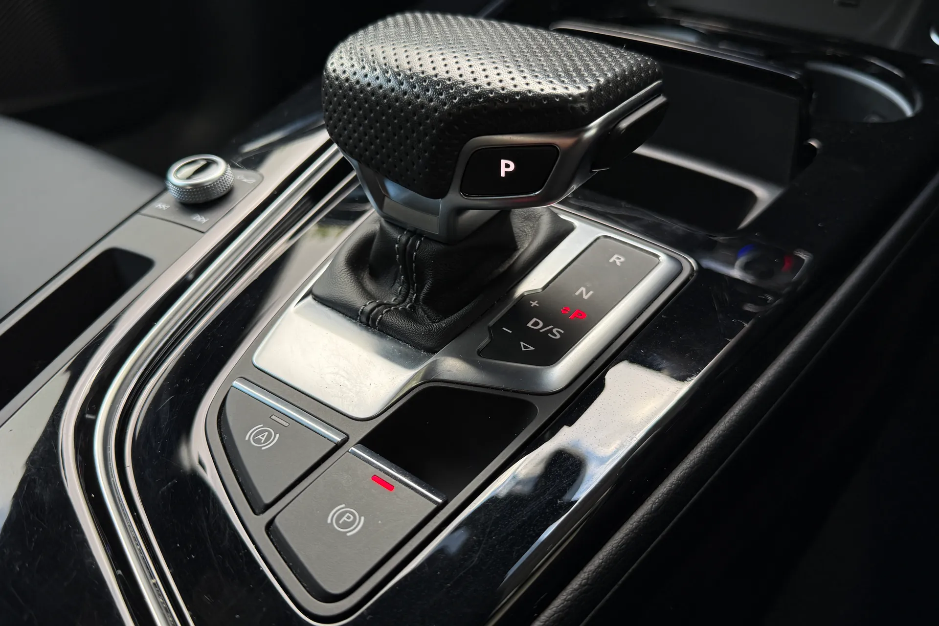Audi A5 thumbnail image number 25