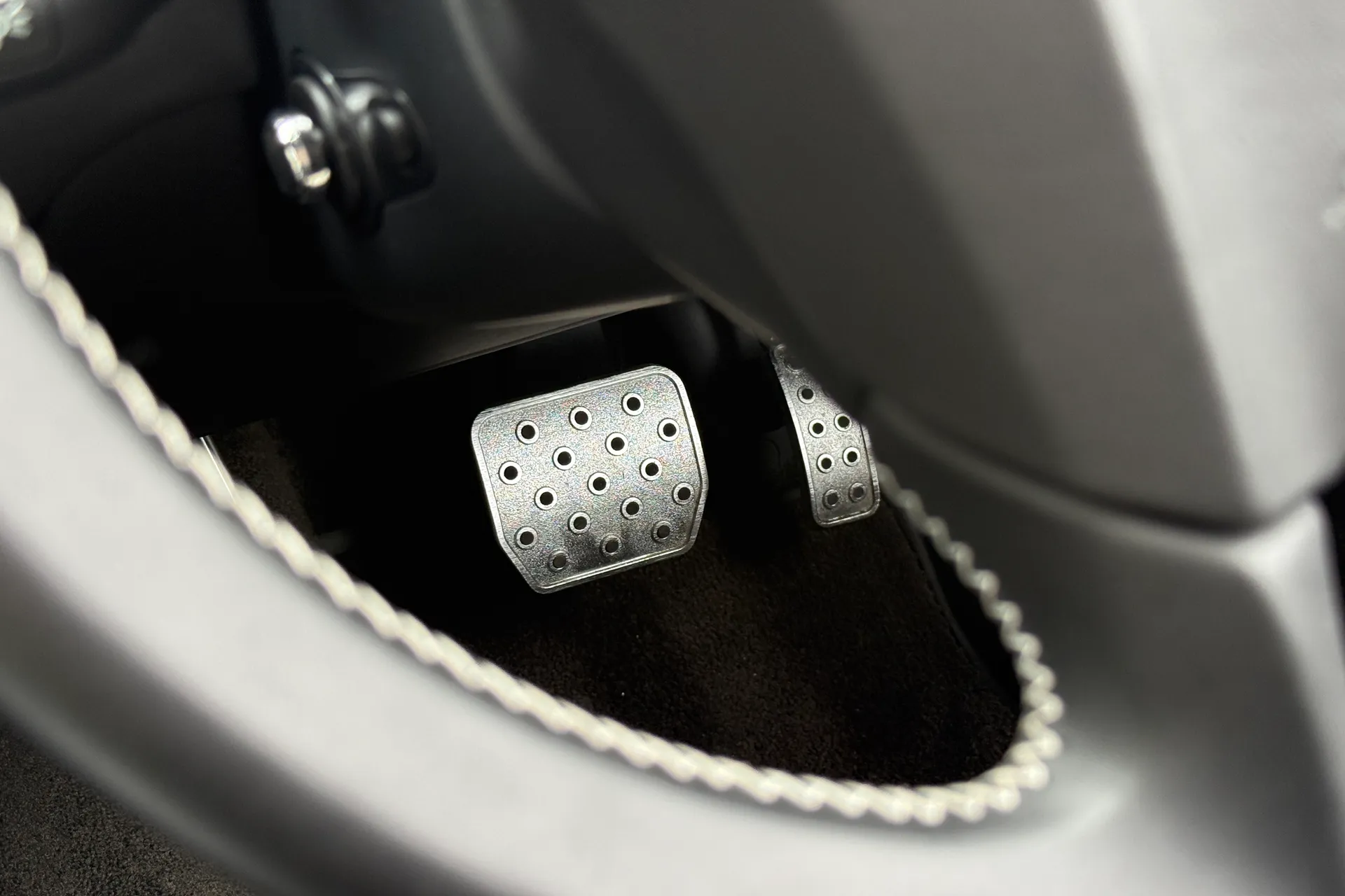 Bentley CONTINENTAL GTC thumbnail image number 41