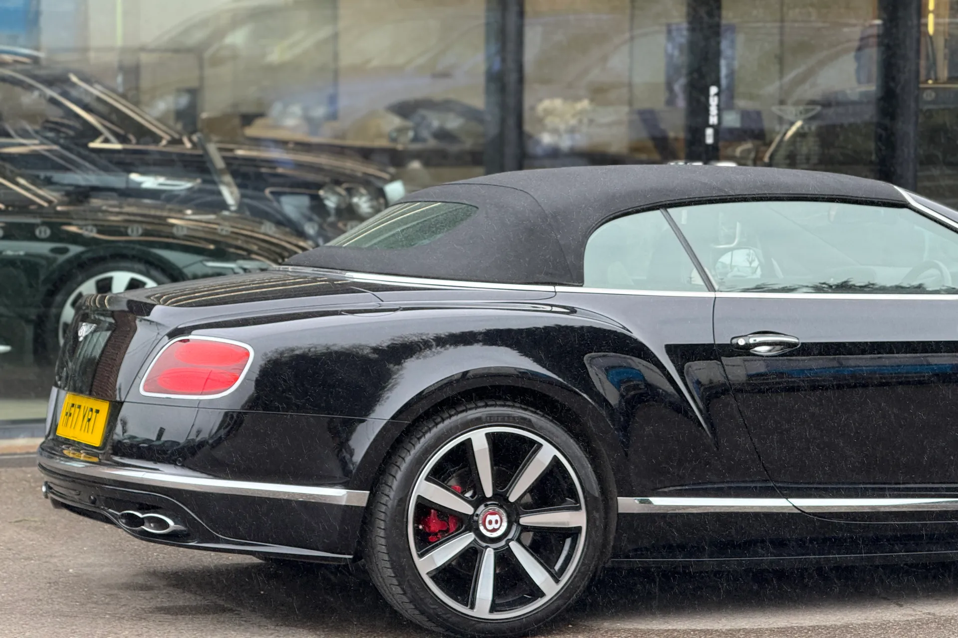 Bentley CONTINENTAL GTC thumbnail image number 38