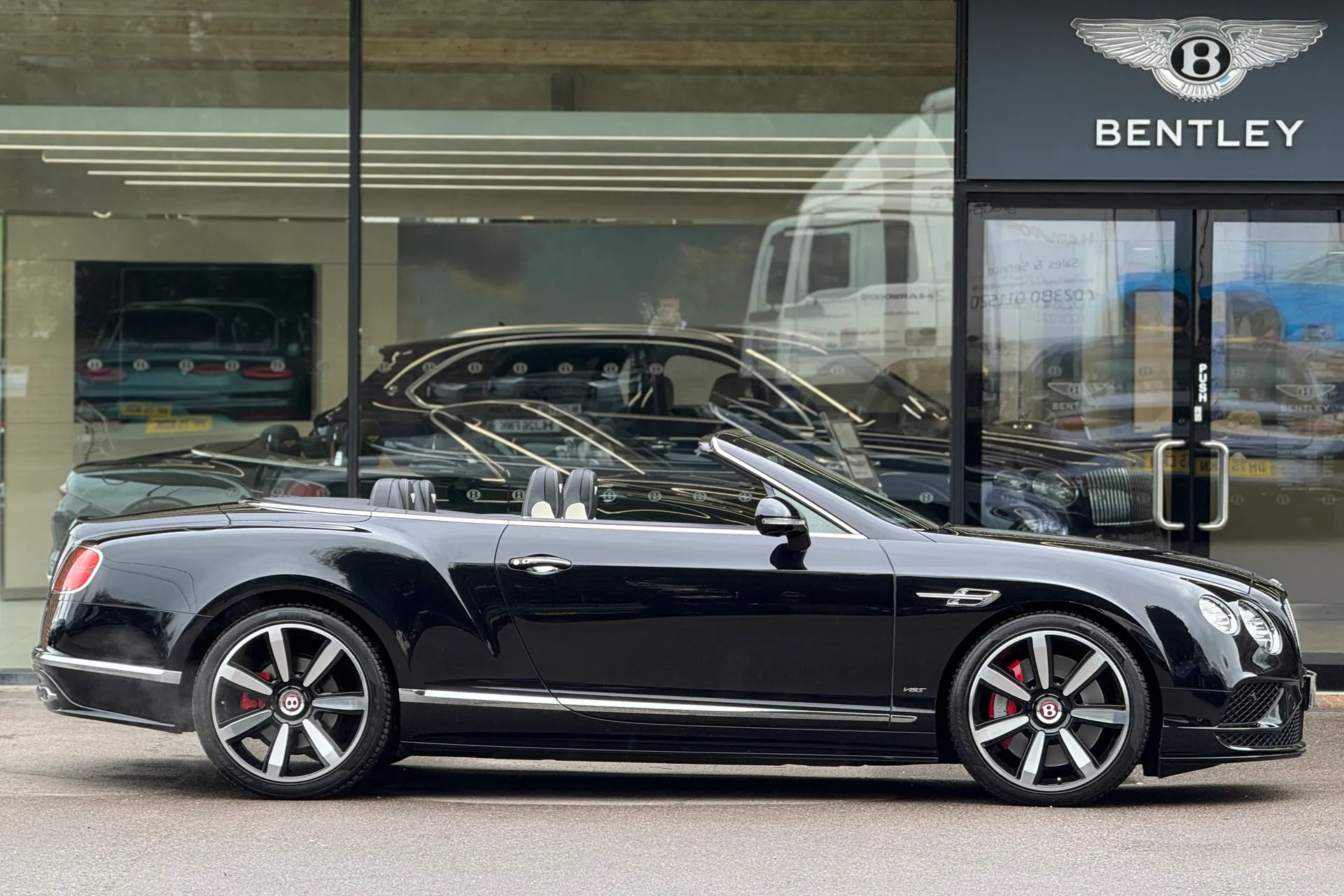 Bentley CONTINENTAL GTC thumbnail image number 4