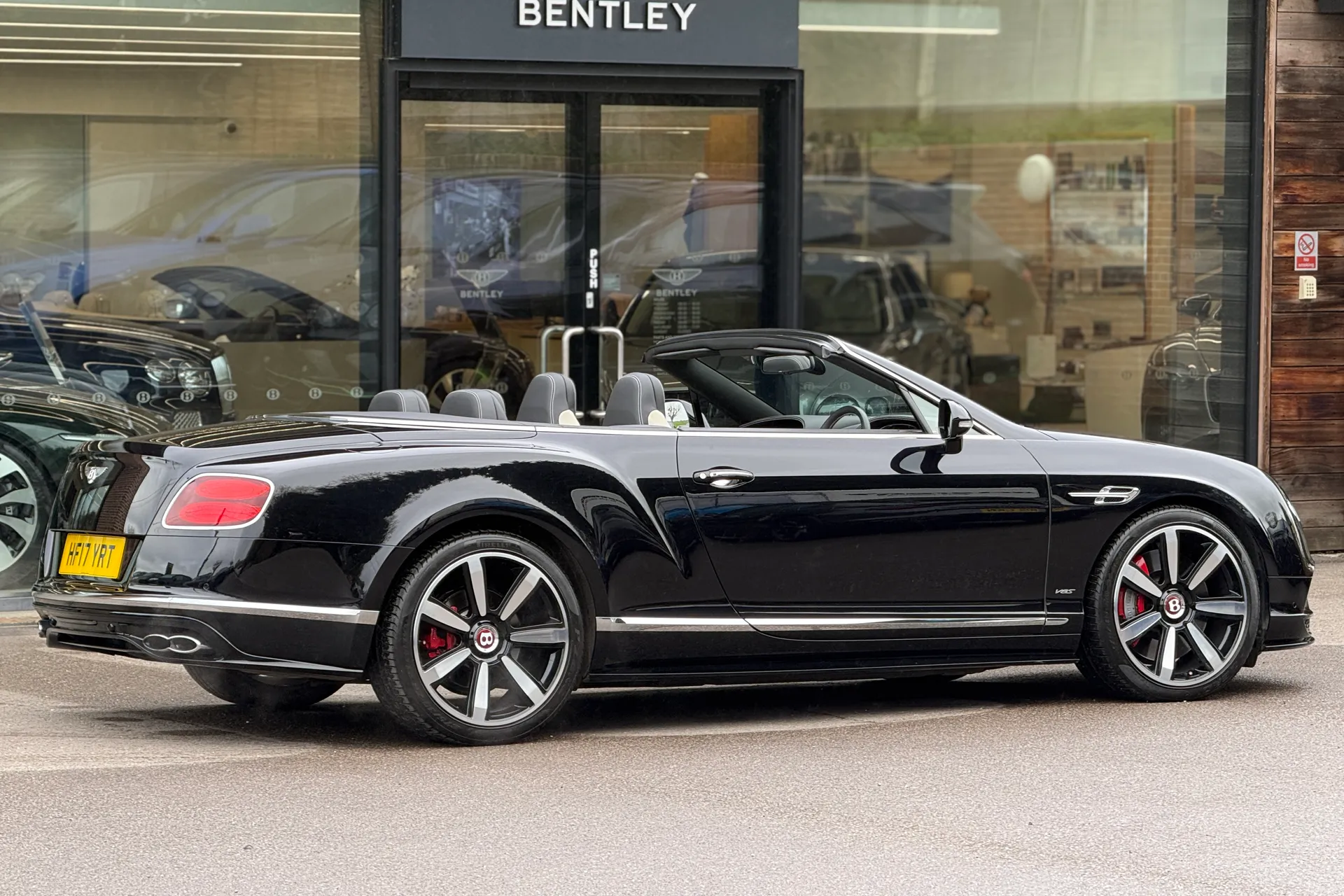 Bentley CONTINENTAL GTC thumbnail image number 7