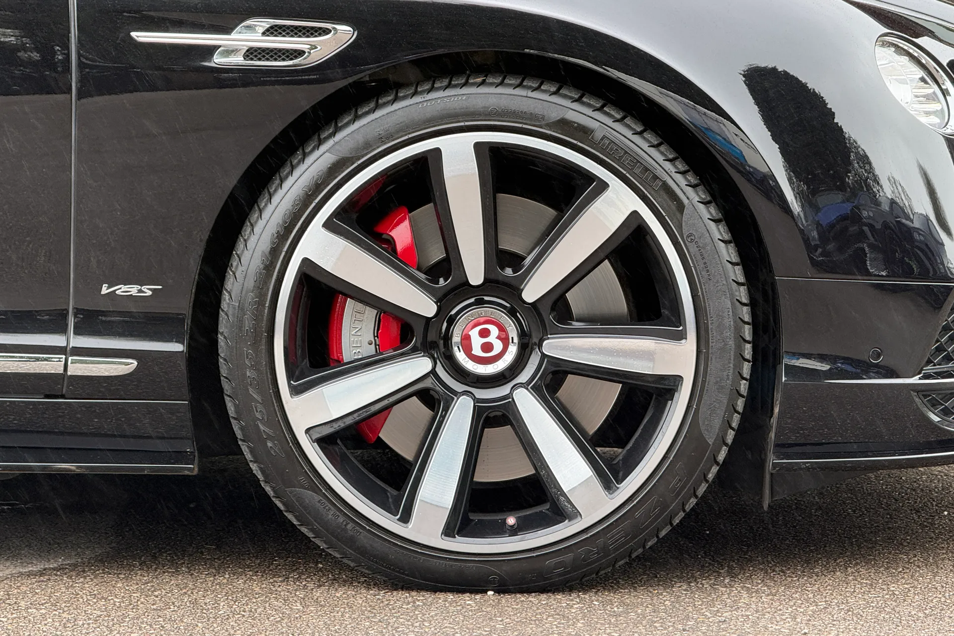 Bentley CONTINENTAL GTC thumbnail image number 35