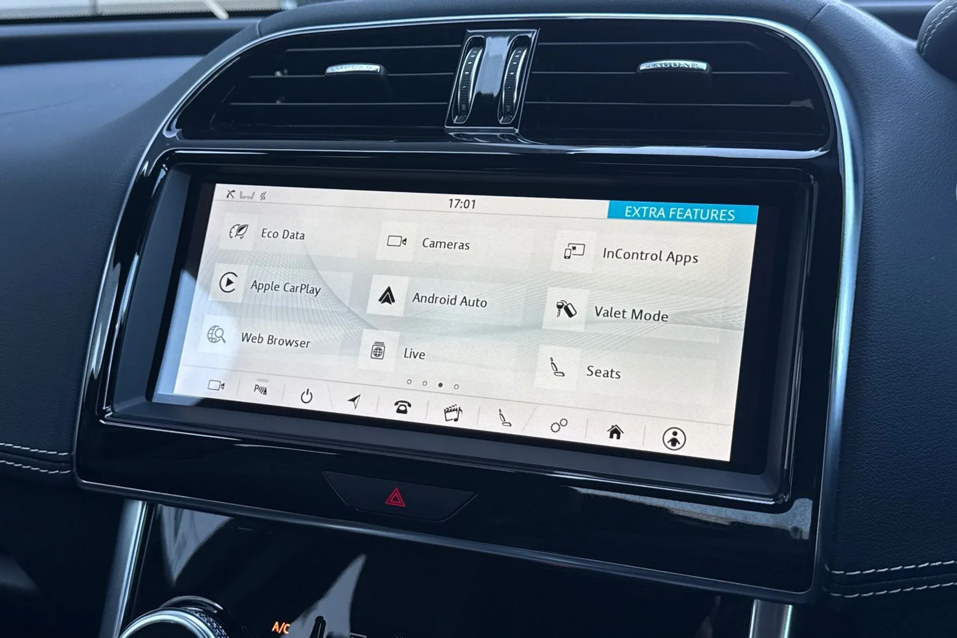 Jaguar XE thumbnail image number 56
