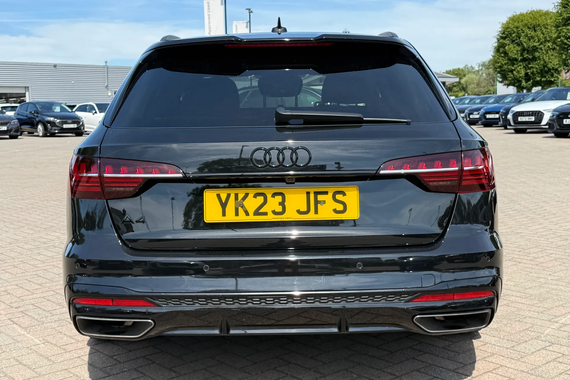 Audi A4 thumbnail image number 34