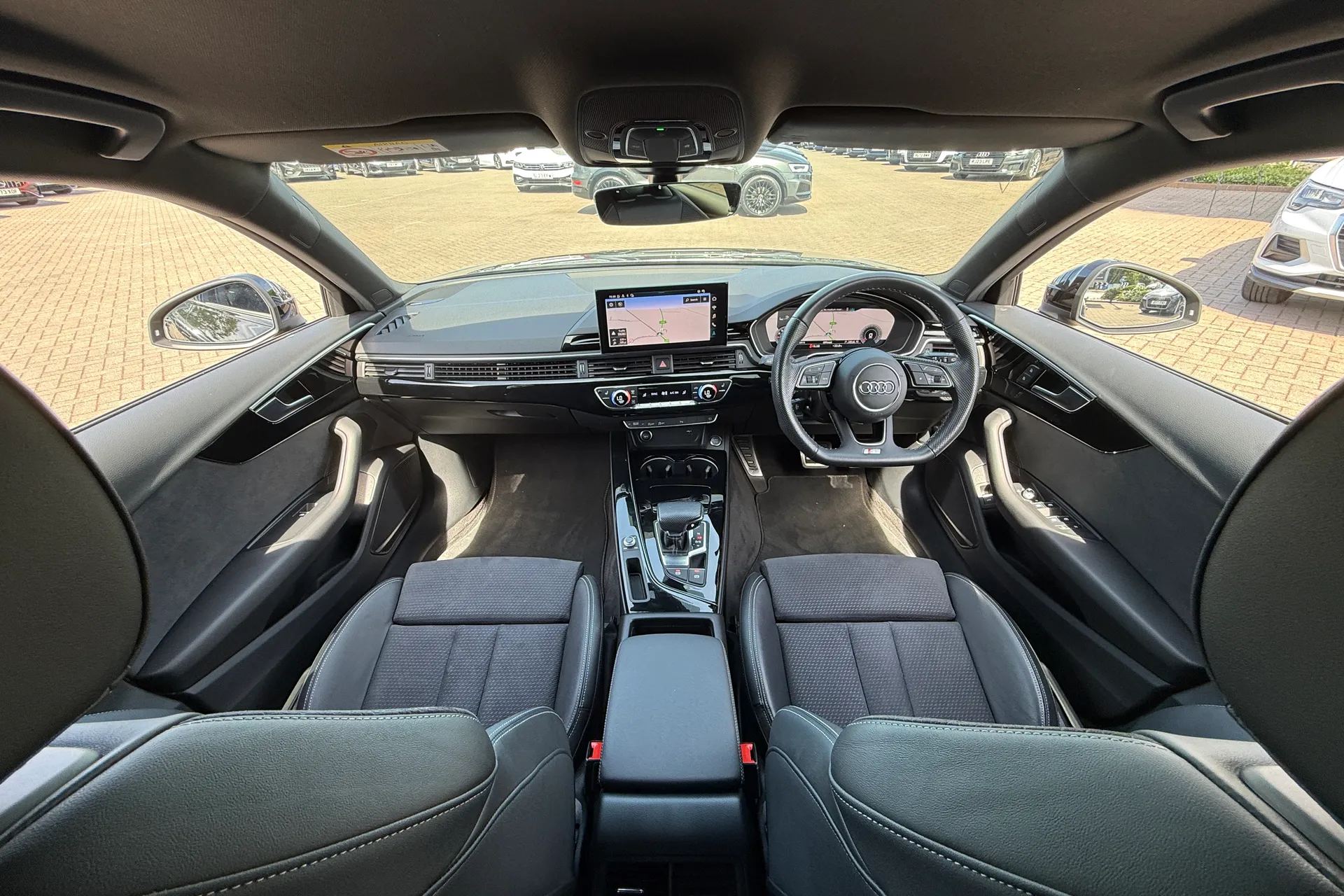 Audi A4 thumbnail image number 3
