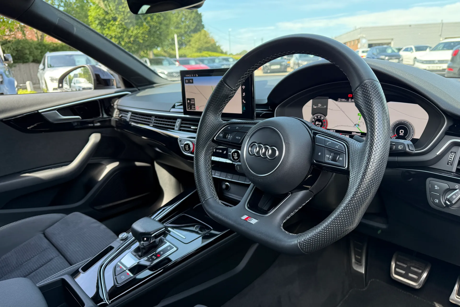 Audi A4 thumbnail image number 29
