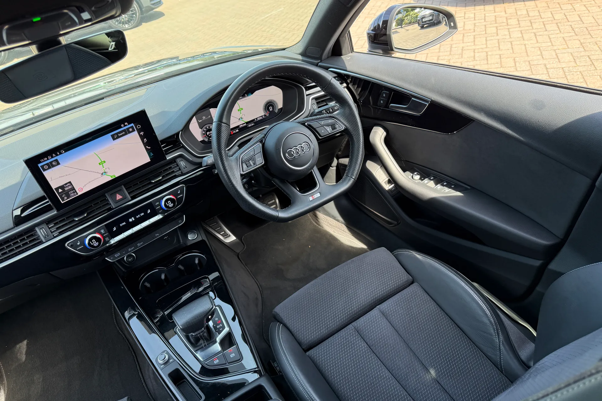 Audi A4 thumbnail image number 42