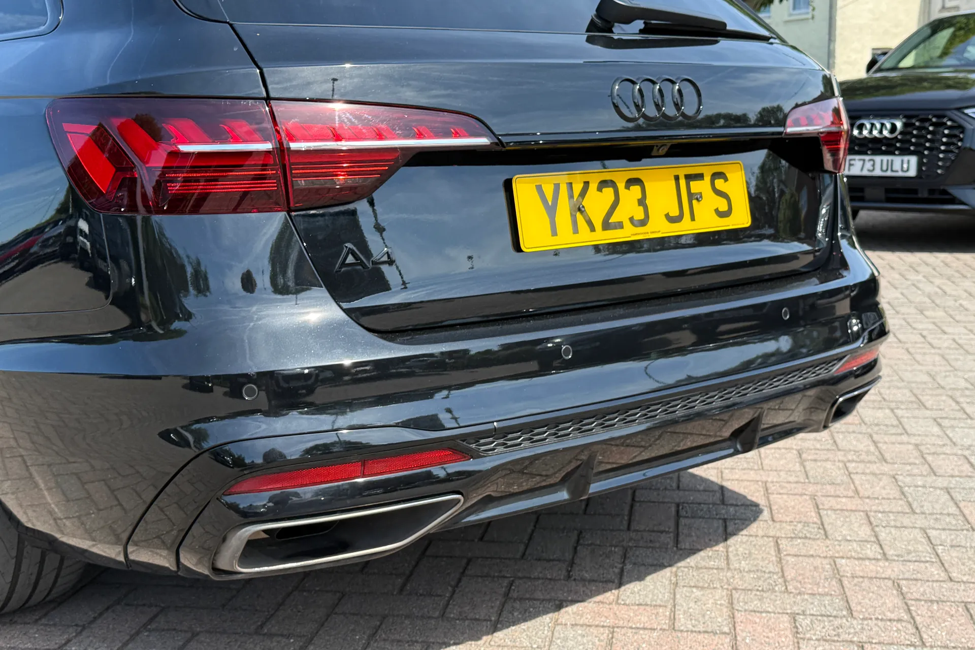 Audi A4 thumbnail image number 52