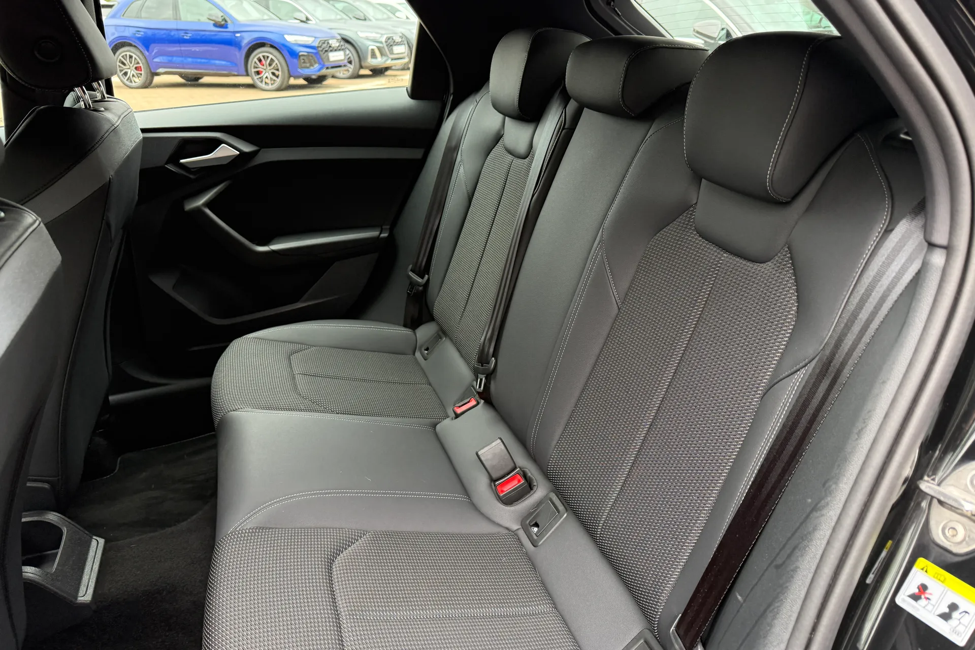 Audi A1 thumbnail image number 45