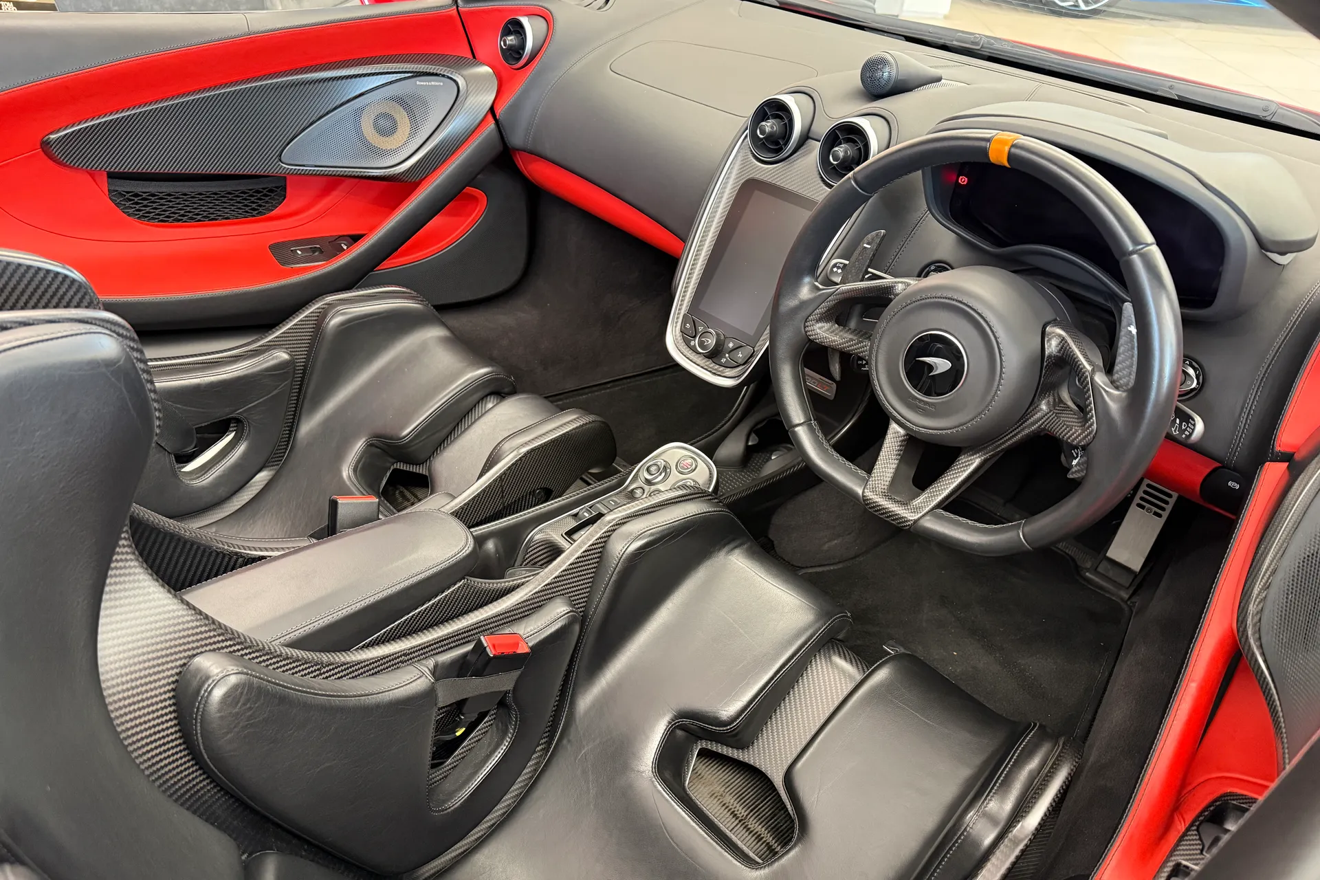 McLaren 600LT thumbnail image number 7