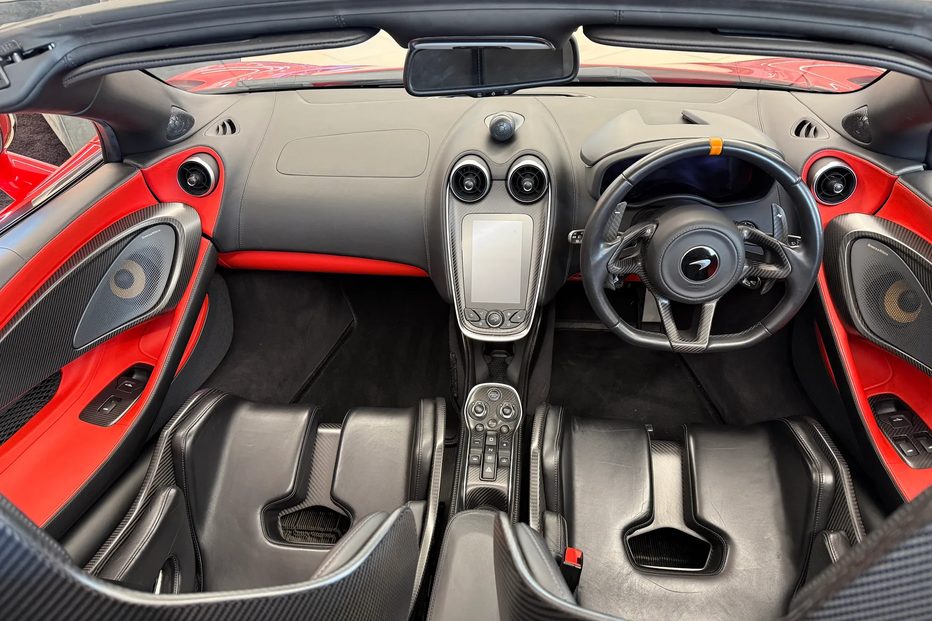 McLaren 600LT thumbnail image number 14