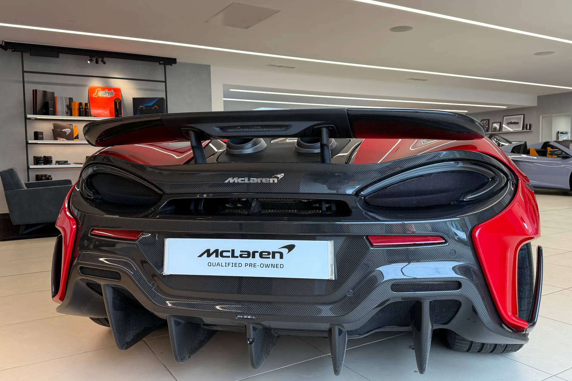 McLaren 600LT thumbnail image number 25