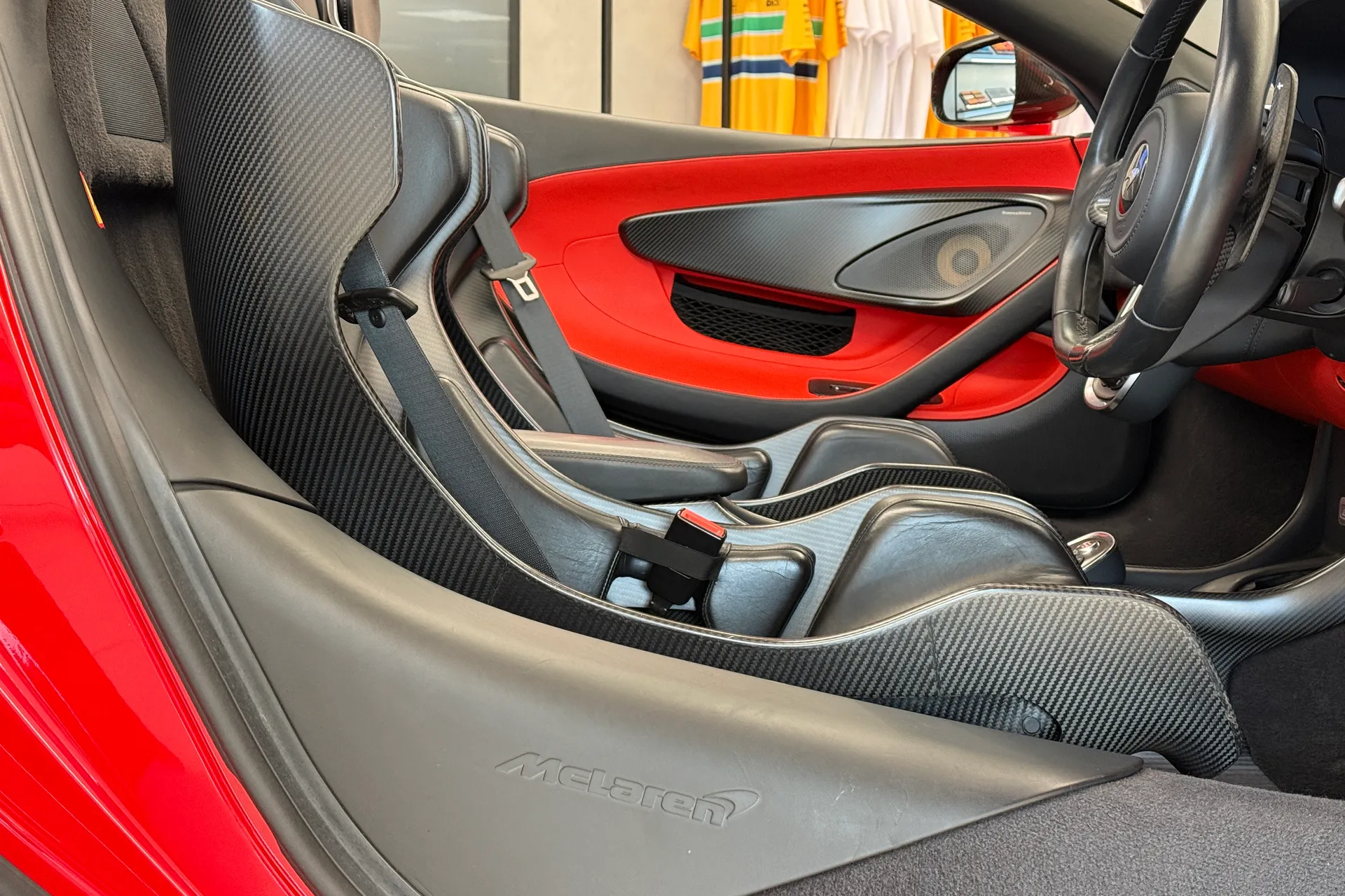 McLaren 600LT thumbnail image number 16