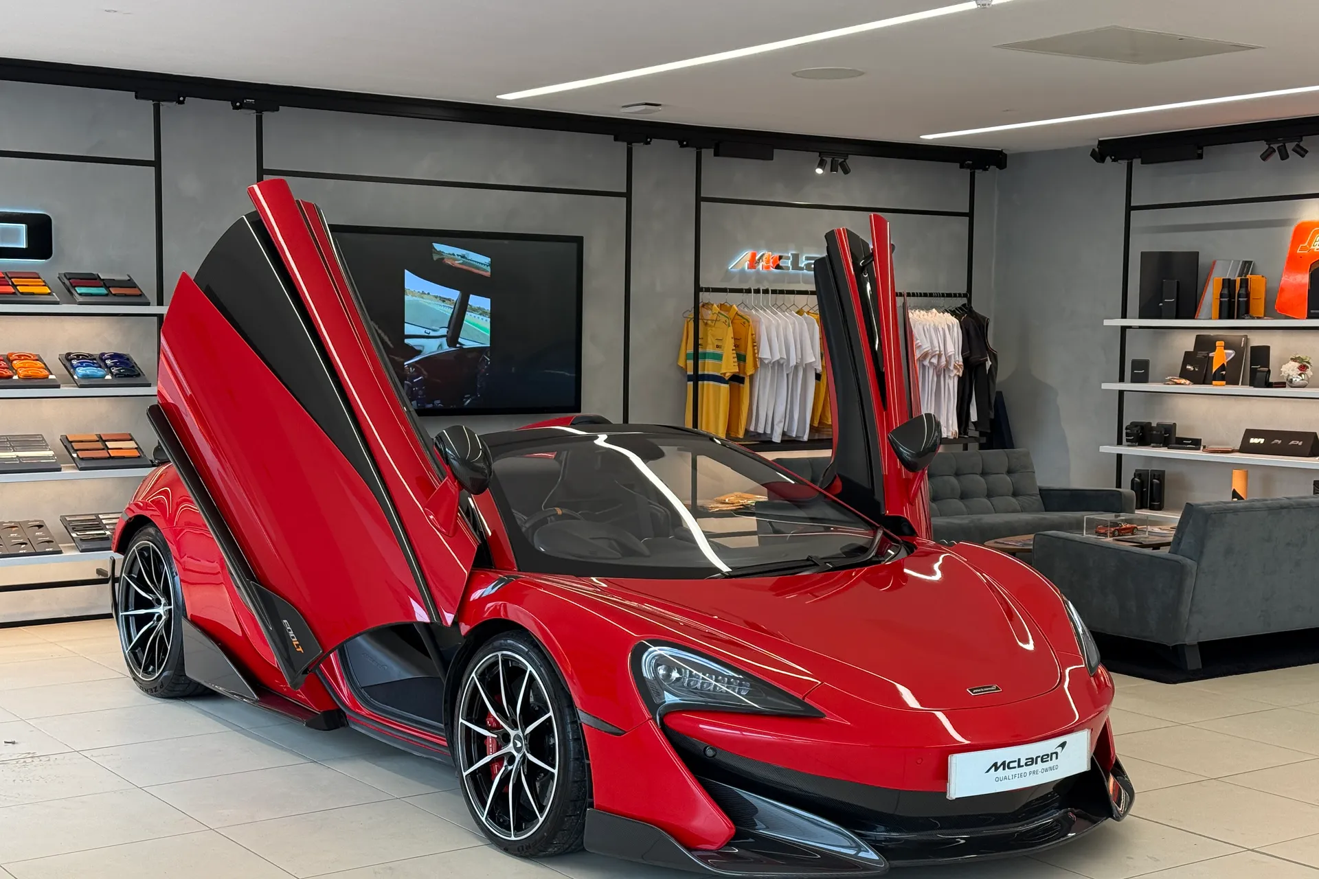 McLaren 600LT thumbnail image number 42