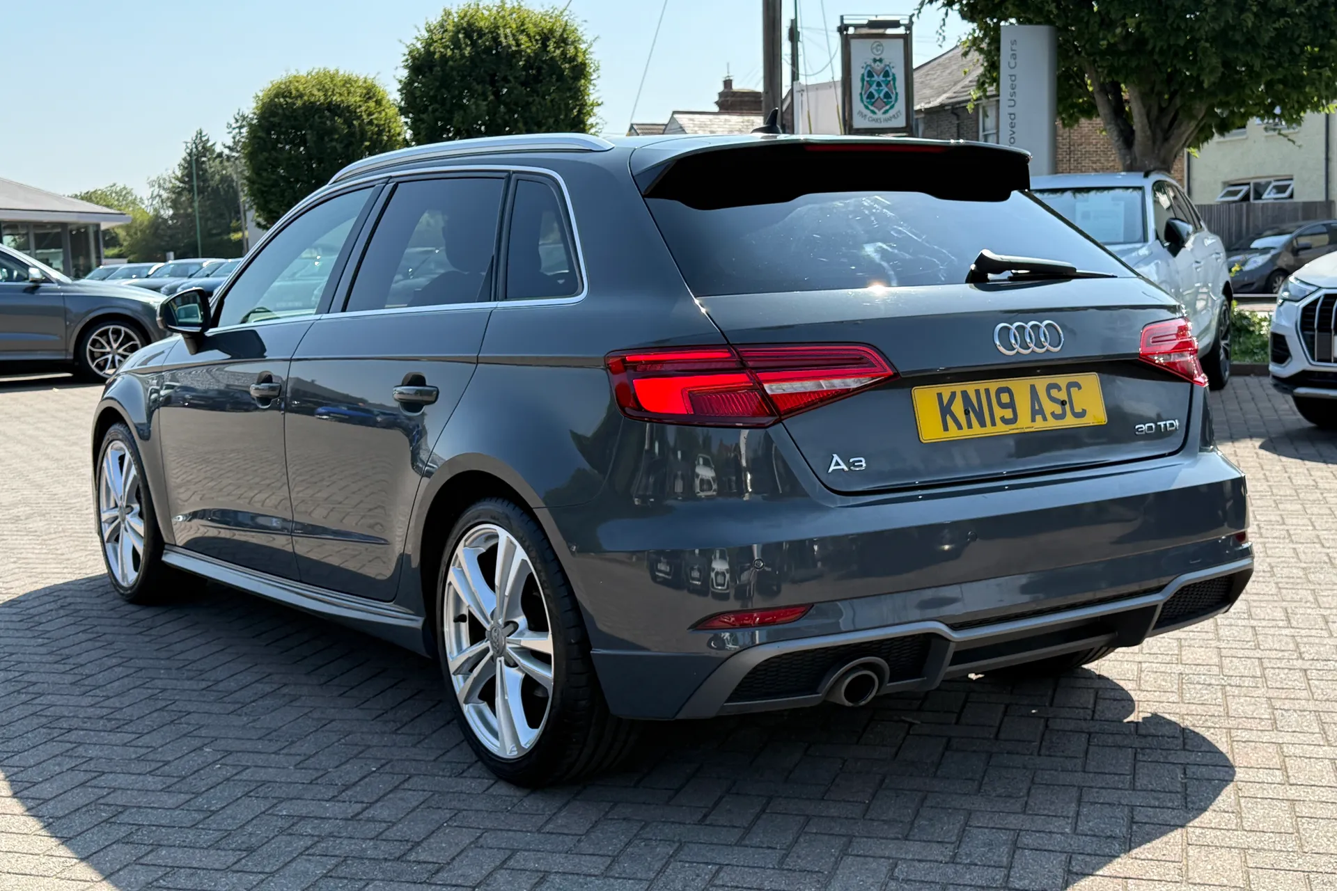 Audi A3 thumbnail image number 32