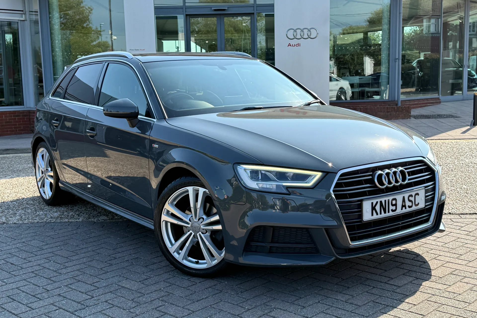 Audi A3 thumbnail image number 19