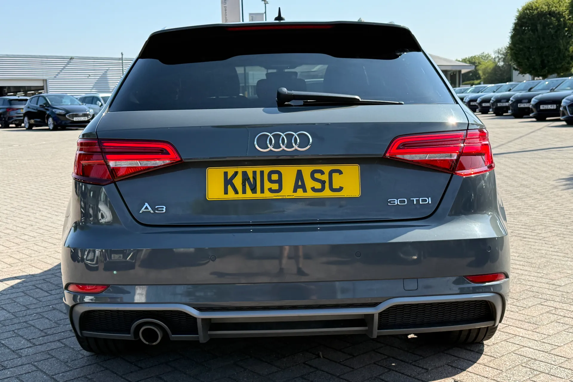 Audi A3 thumbnail image number 31