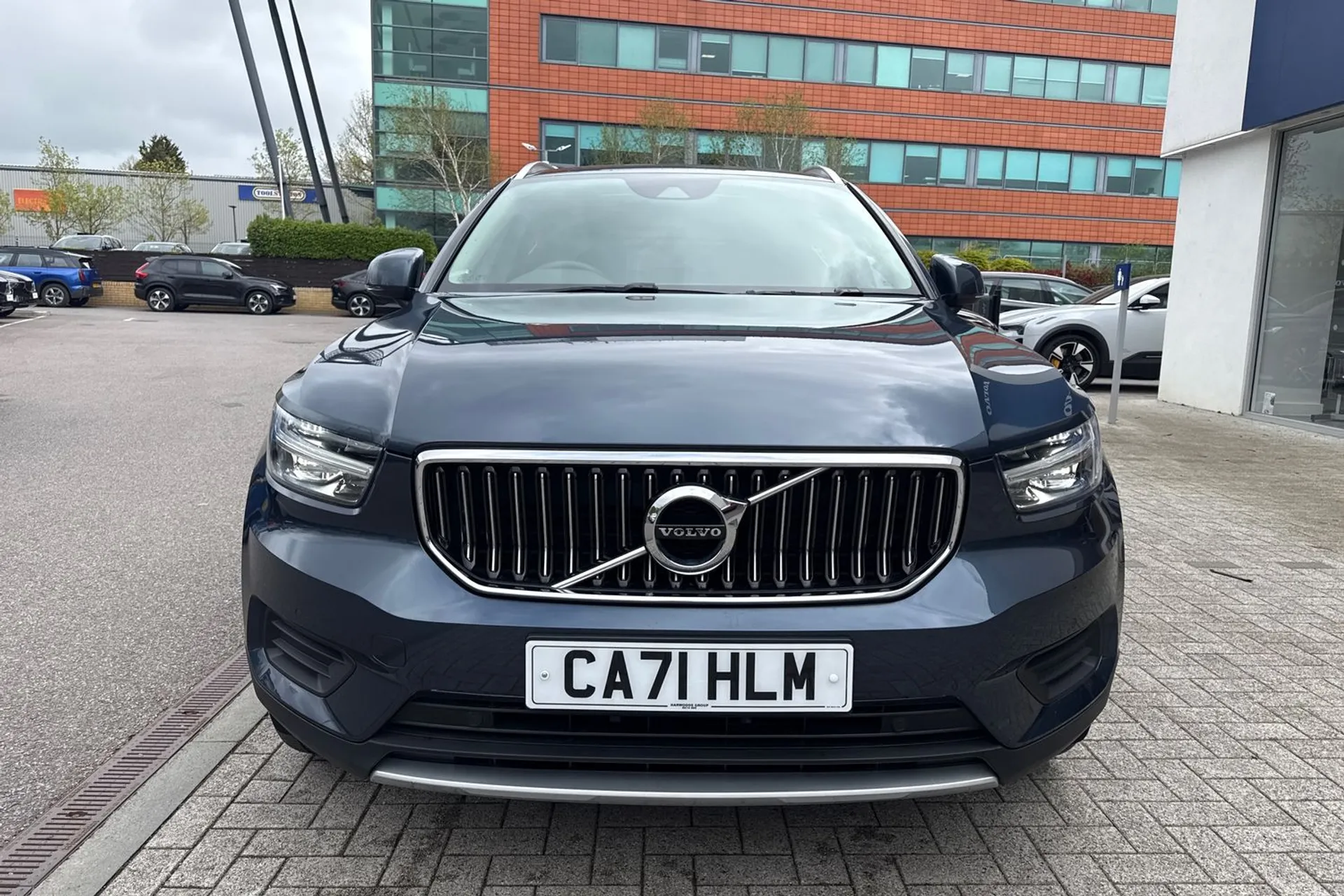Volvo XC40 thumbnail image number 13