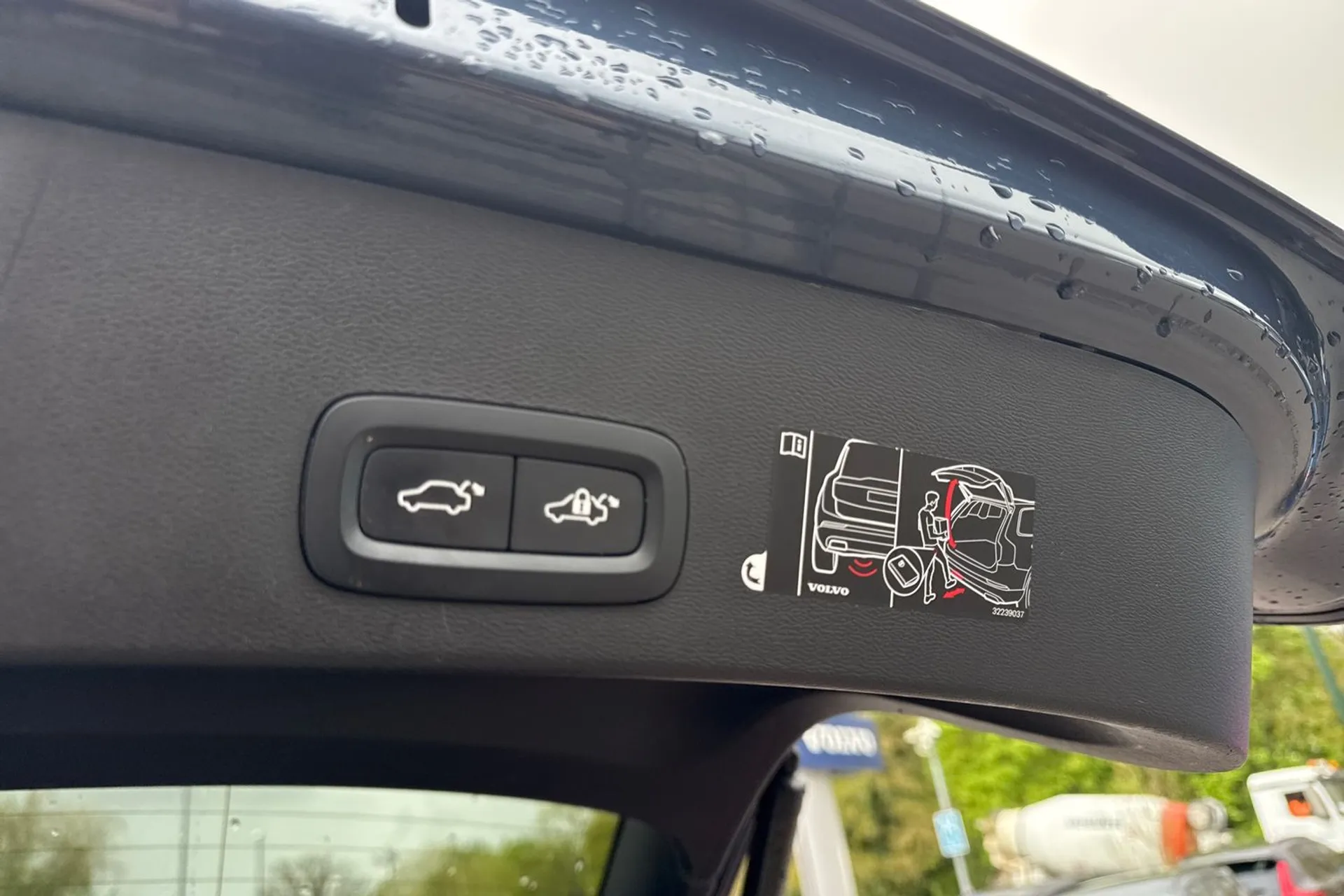 Volvo XC40 thumbnail image number 21